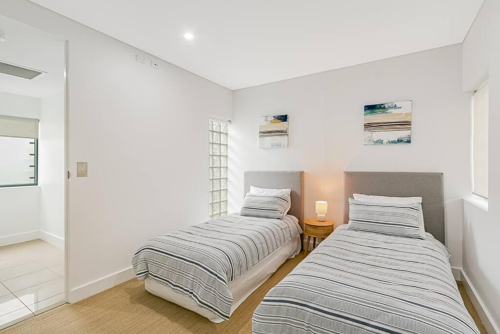Two-Bedroom Apartment with View photo 1
