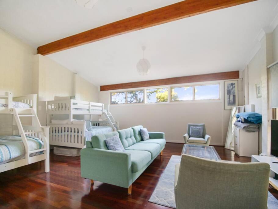 Four-Bedroom House photo 1