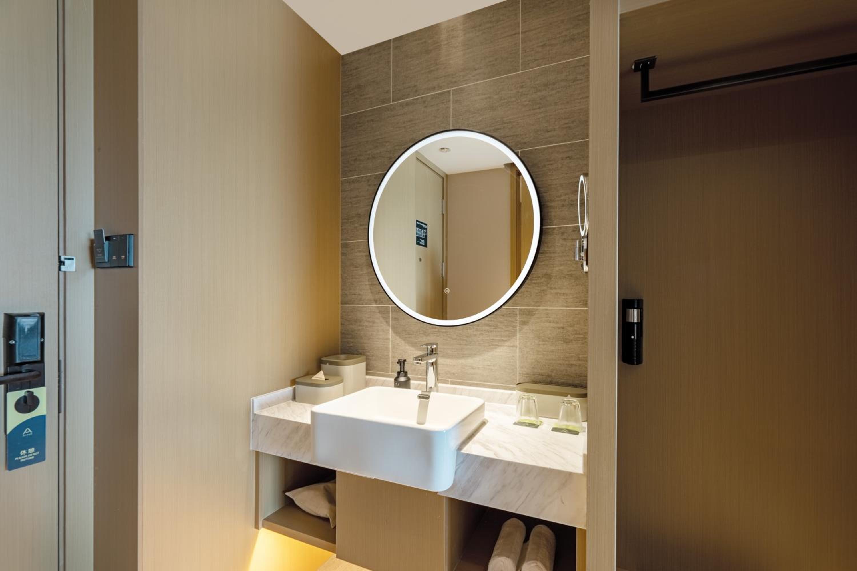Superior Twin Room with View photo 2