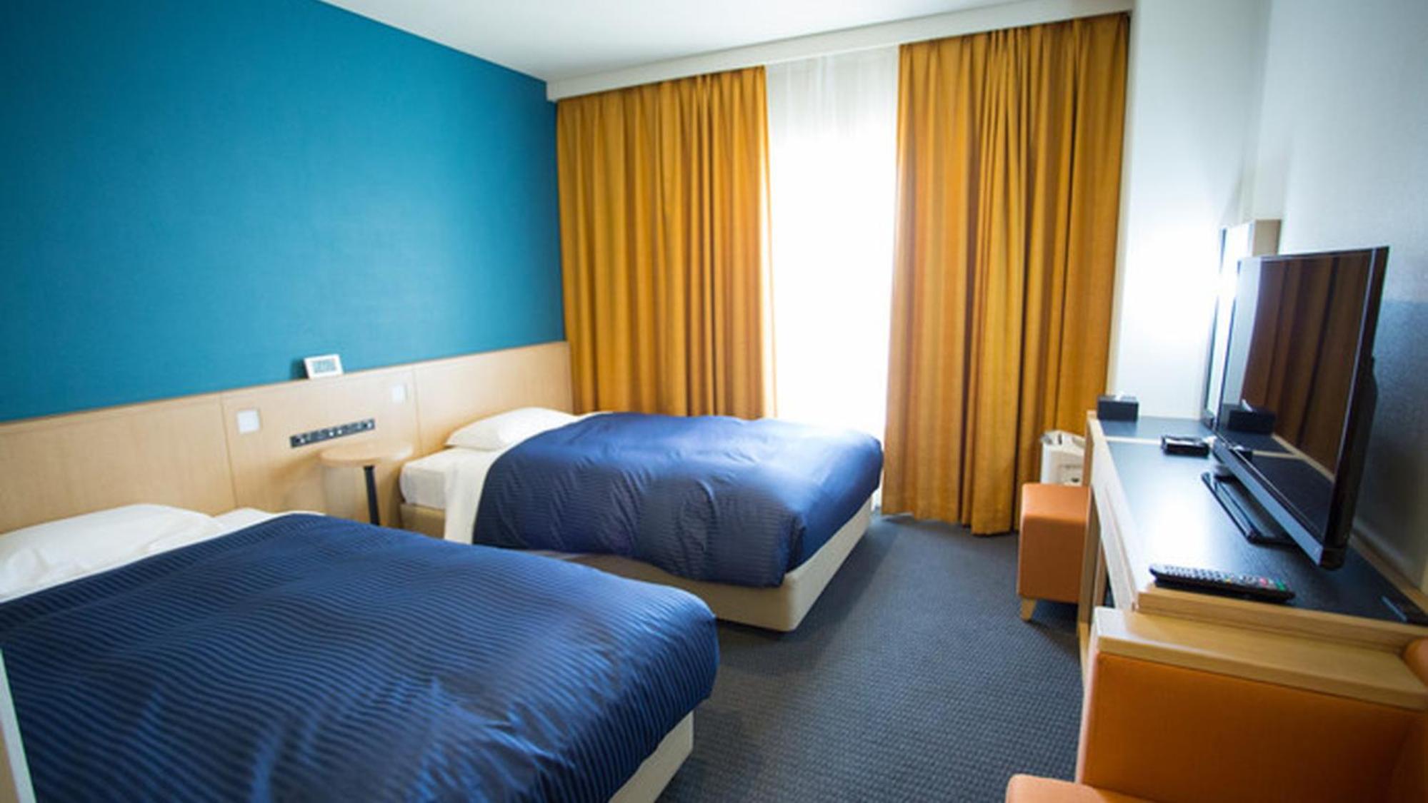 Standard Twin room with Refa products for single use, Non-Smoking - Photo 7