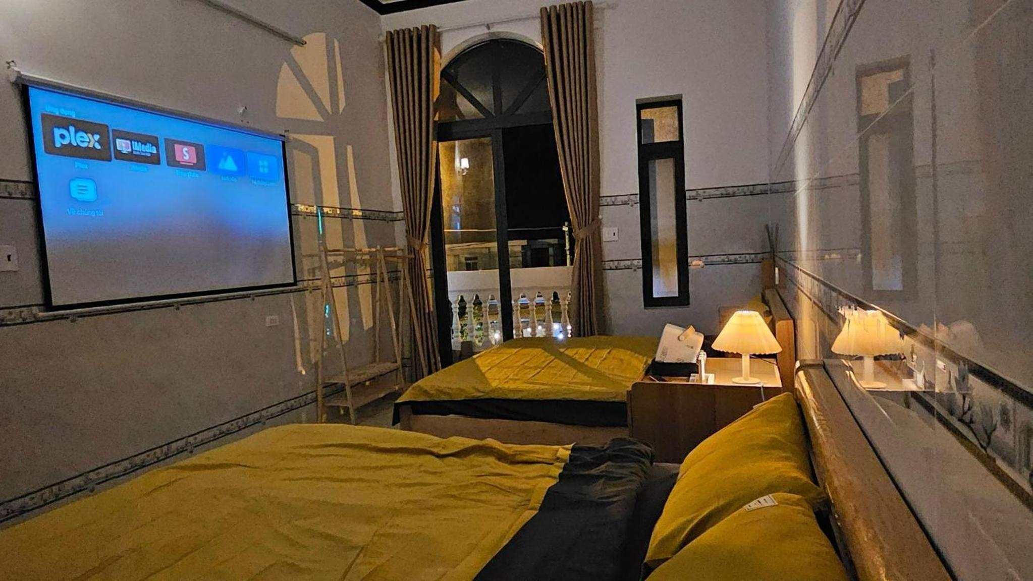 Quadruple Room With Private Bathroom