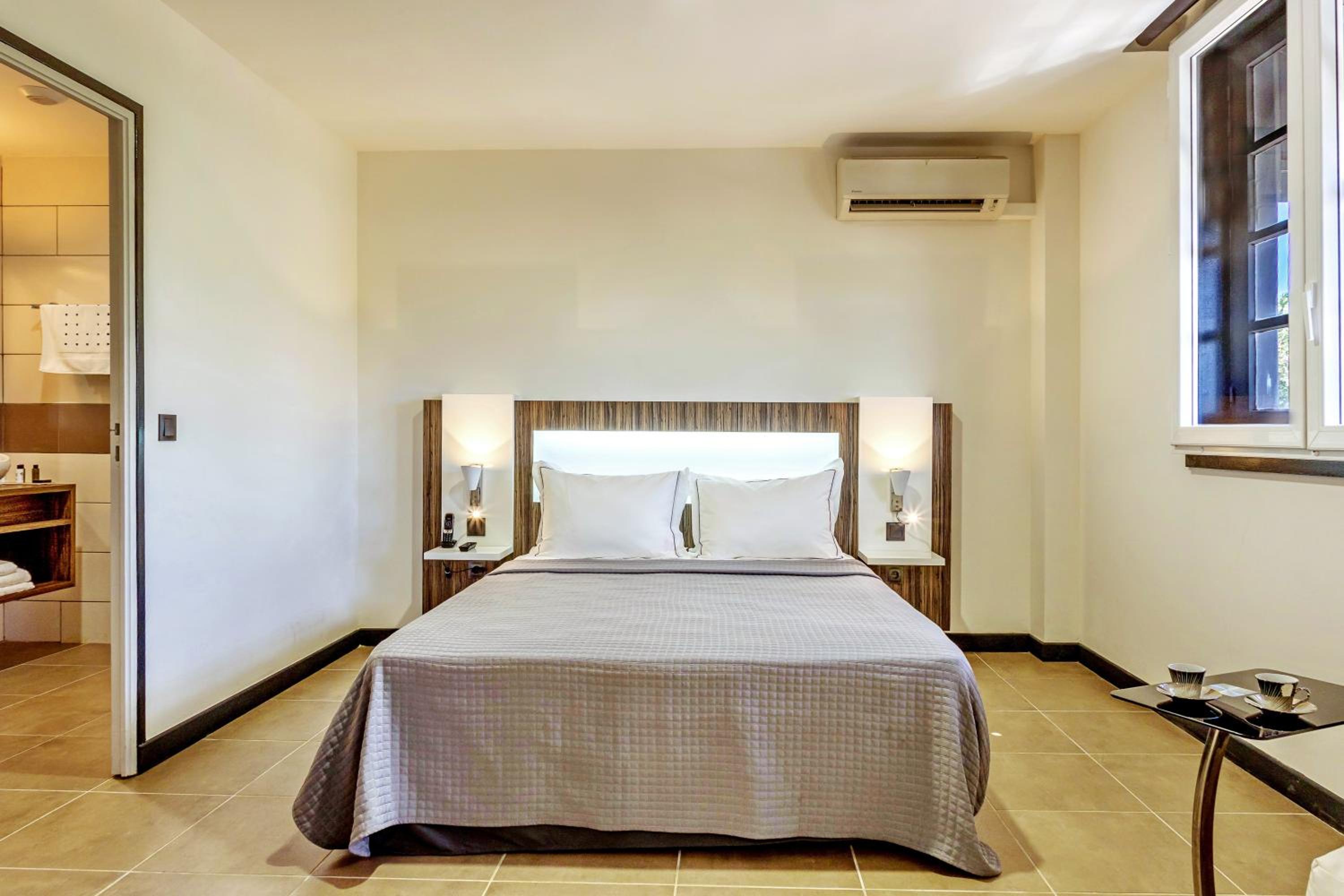 Superior Suite with Sea View photo 2