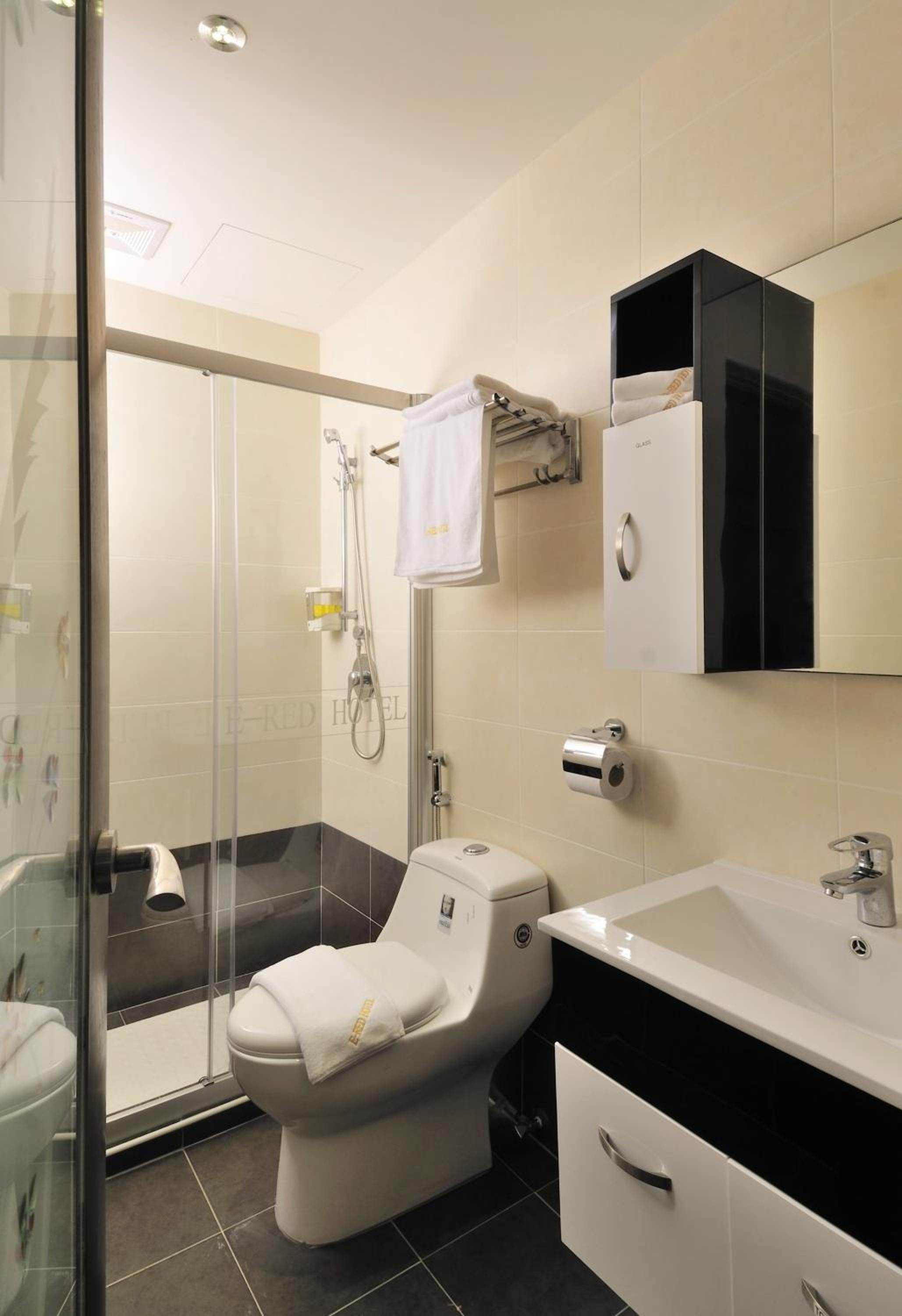 Standard Twin Room photo 1