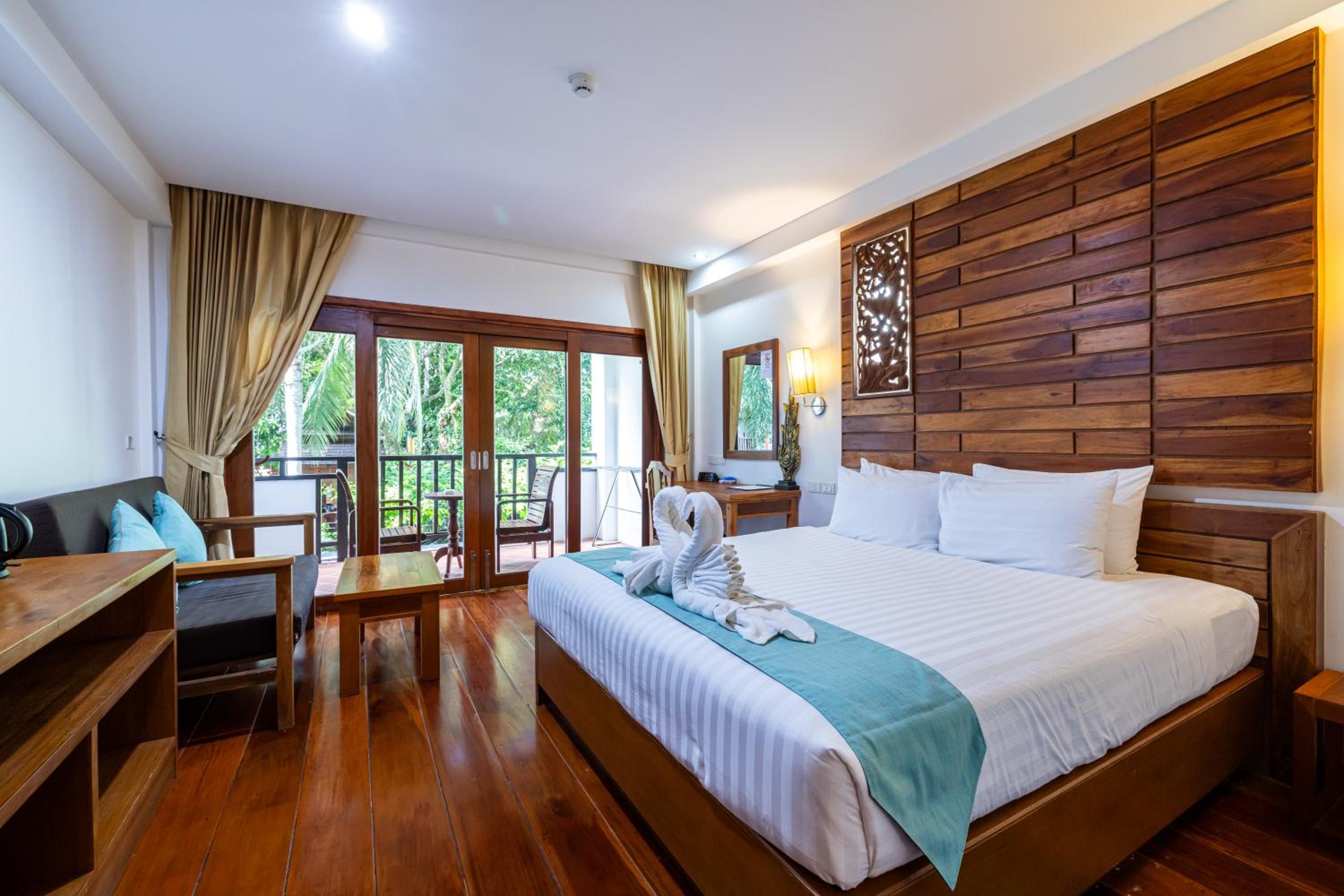 Deluxe Double Room photo 2