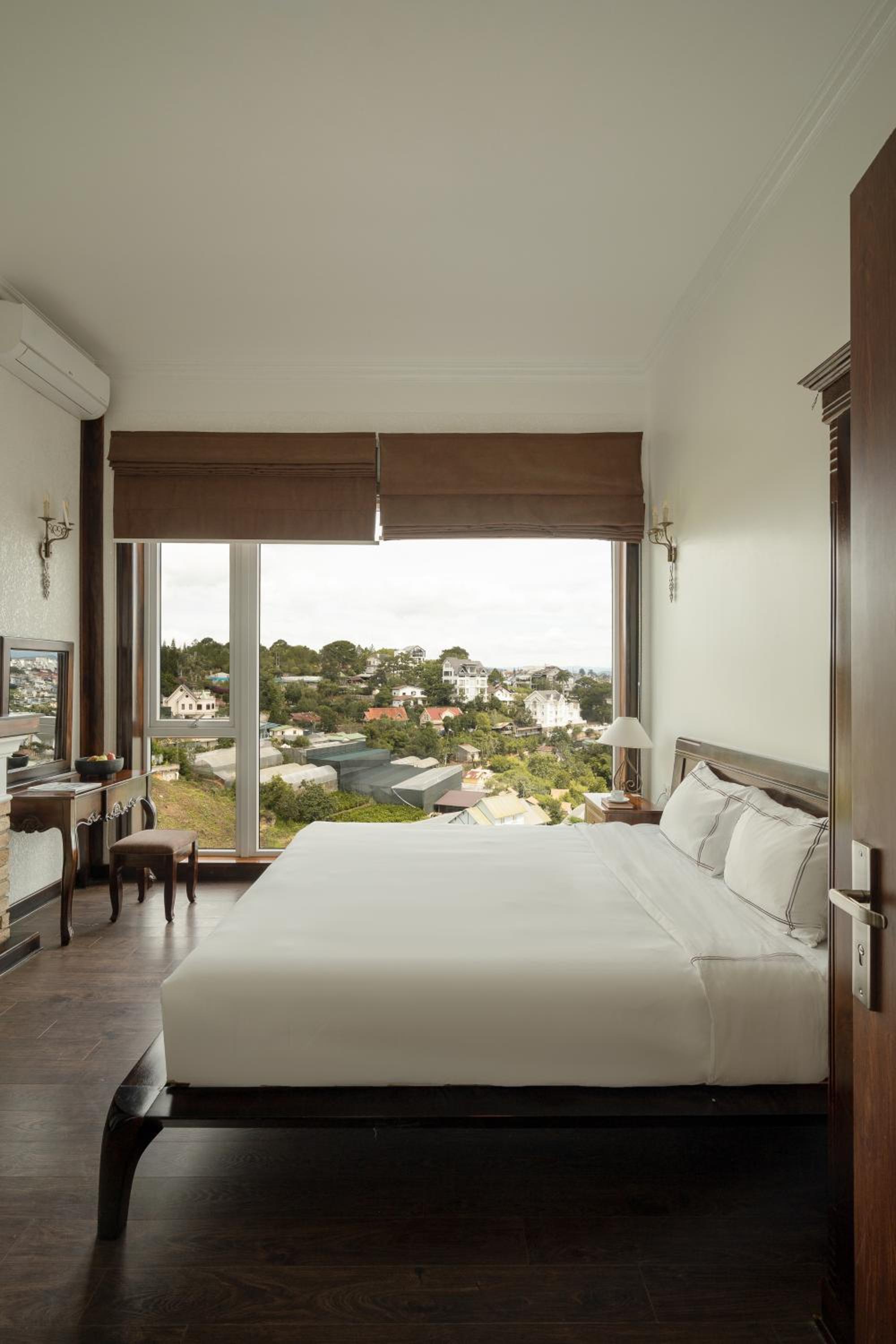 Deluxe Double Room with Bath