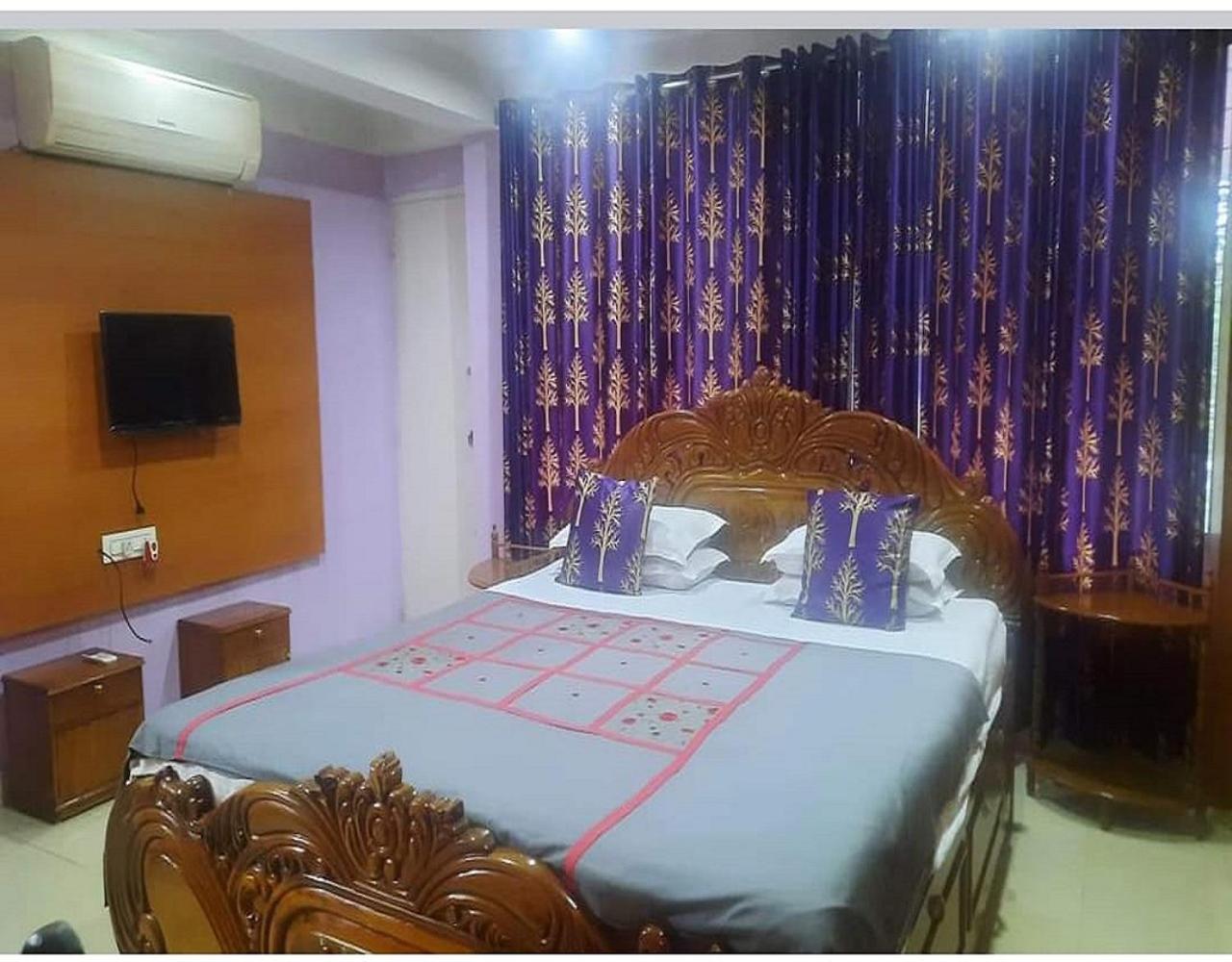 Deluxe Suite photo 2