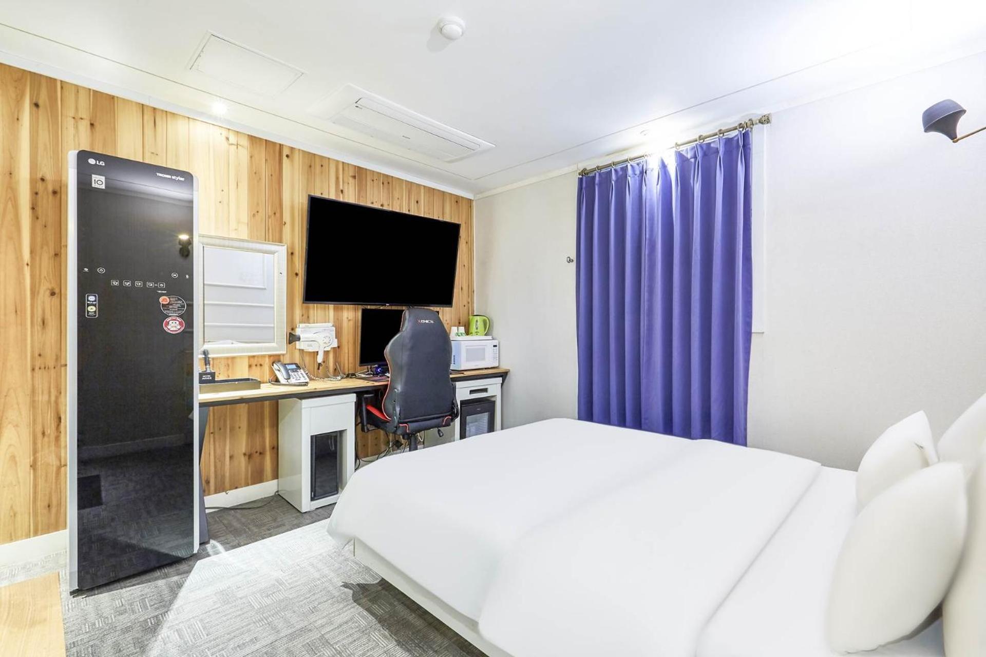 Double Room - Photo 4