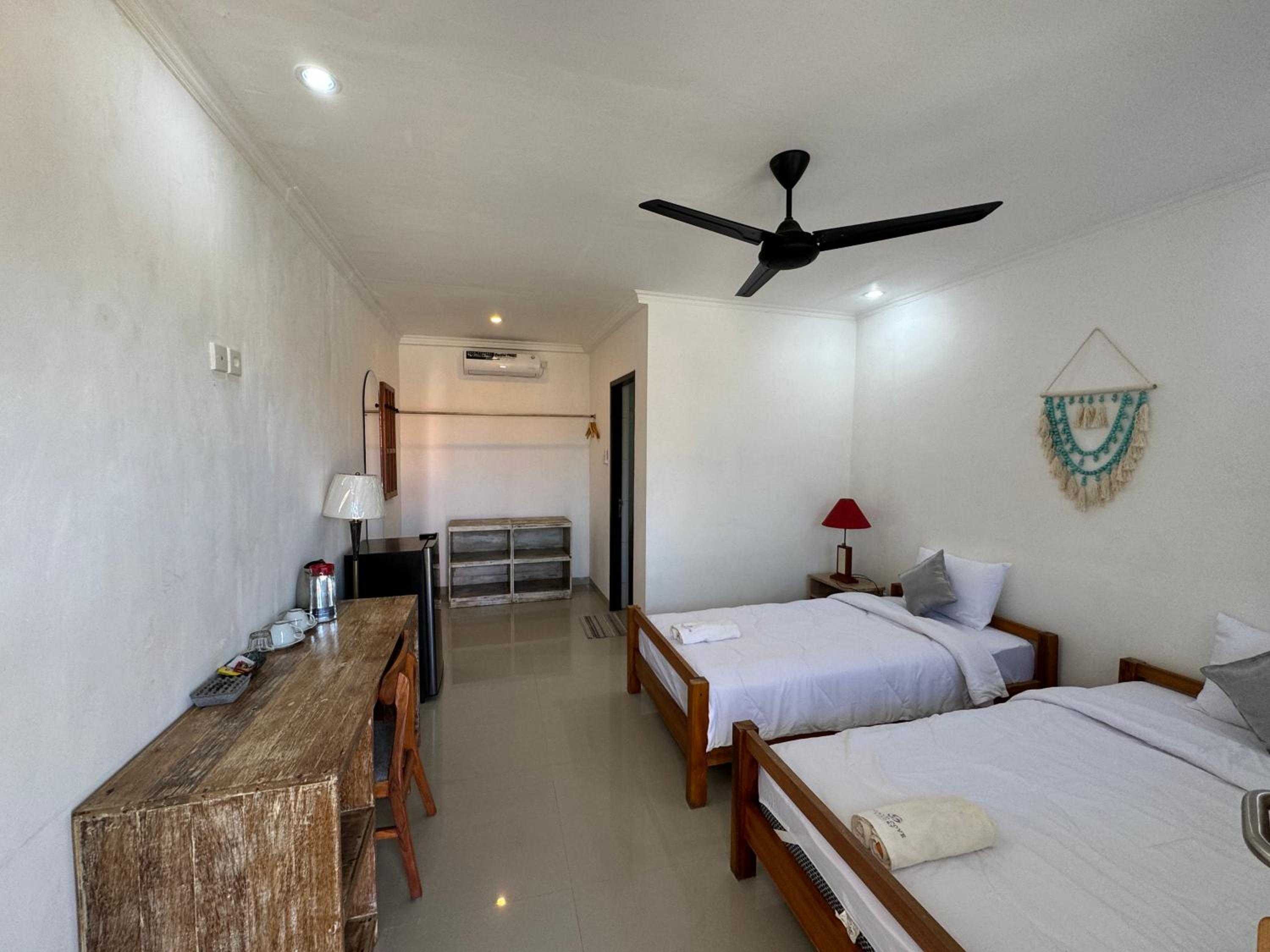 Double Room with Garden View - Photo 2