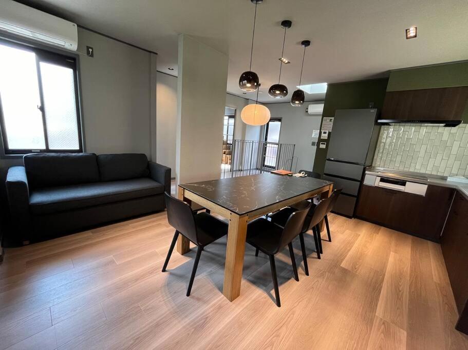 Three-Bedroom Standard Apartment photo 3