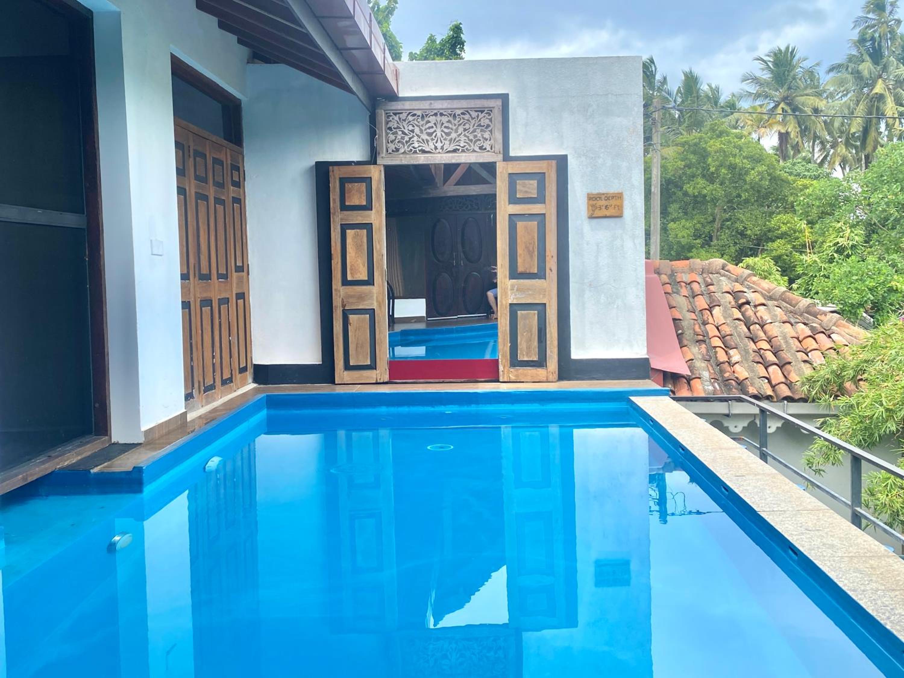 Vila de Três Quartos com Piscina Privada