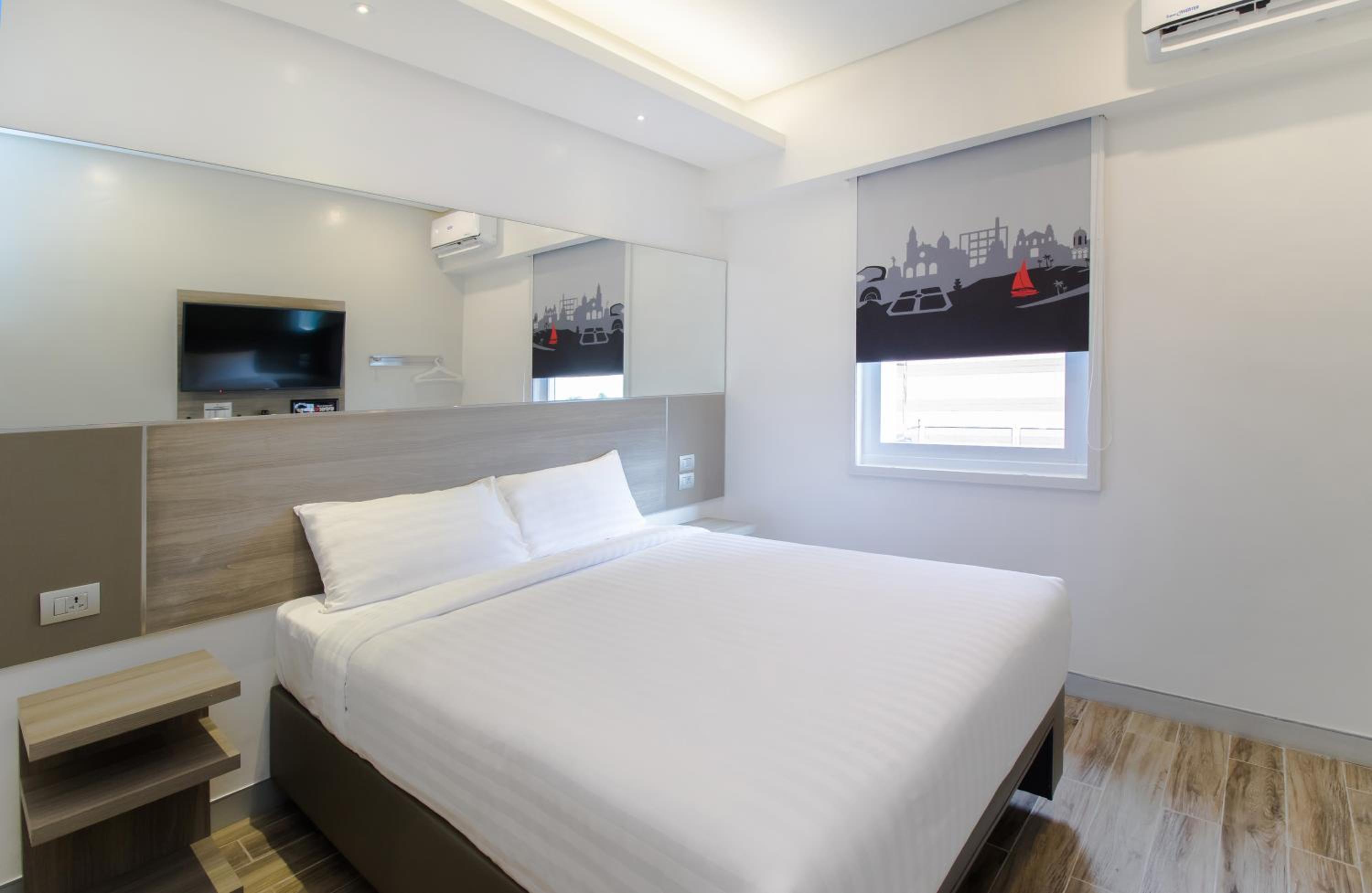 Double Room with Sea View photo 2