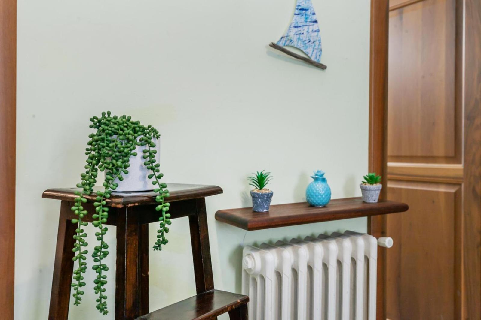 Apartment with Balcony photo 3