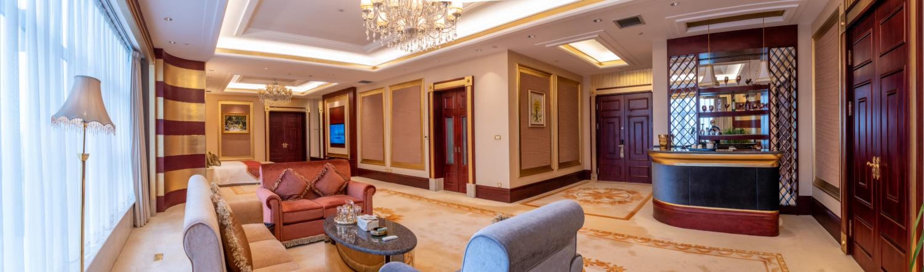 Executive Suite