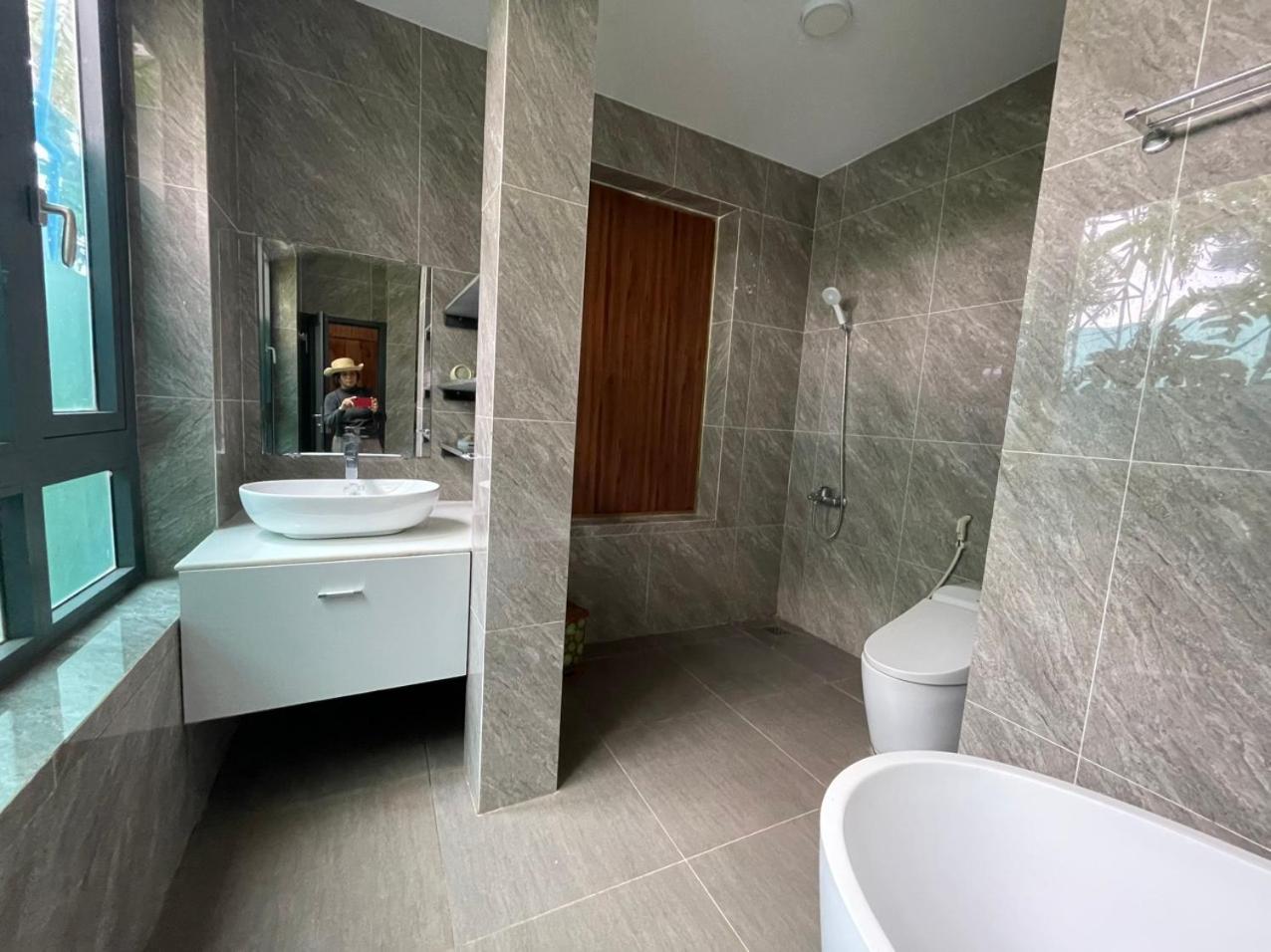 Quadruple Room with Bath photo 2