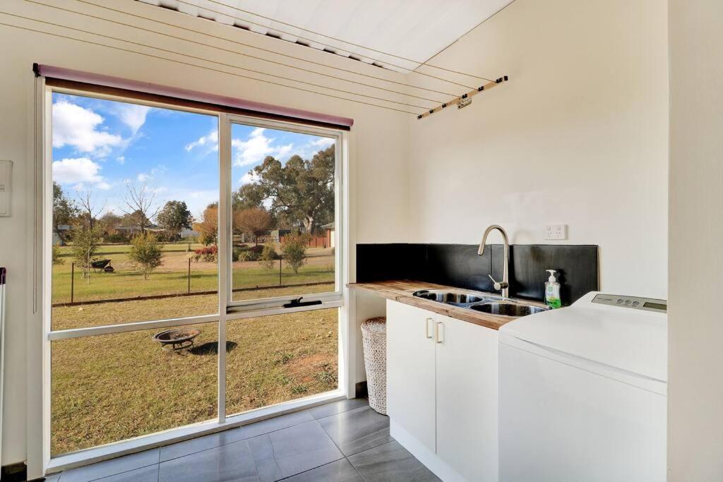 Four-Bedroom House photo 3