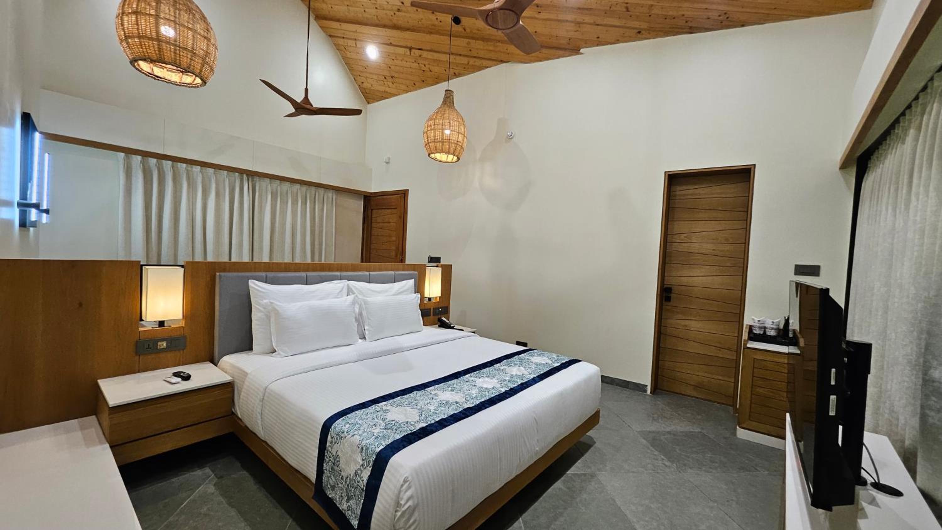 King Room with Pool View photo 1