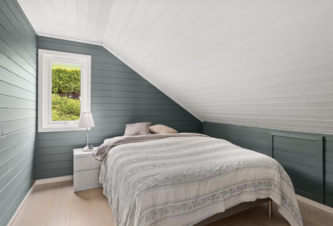 Four-Bedroom House photo 2