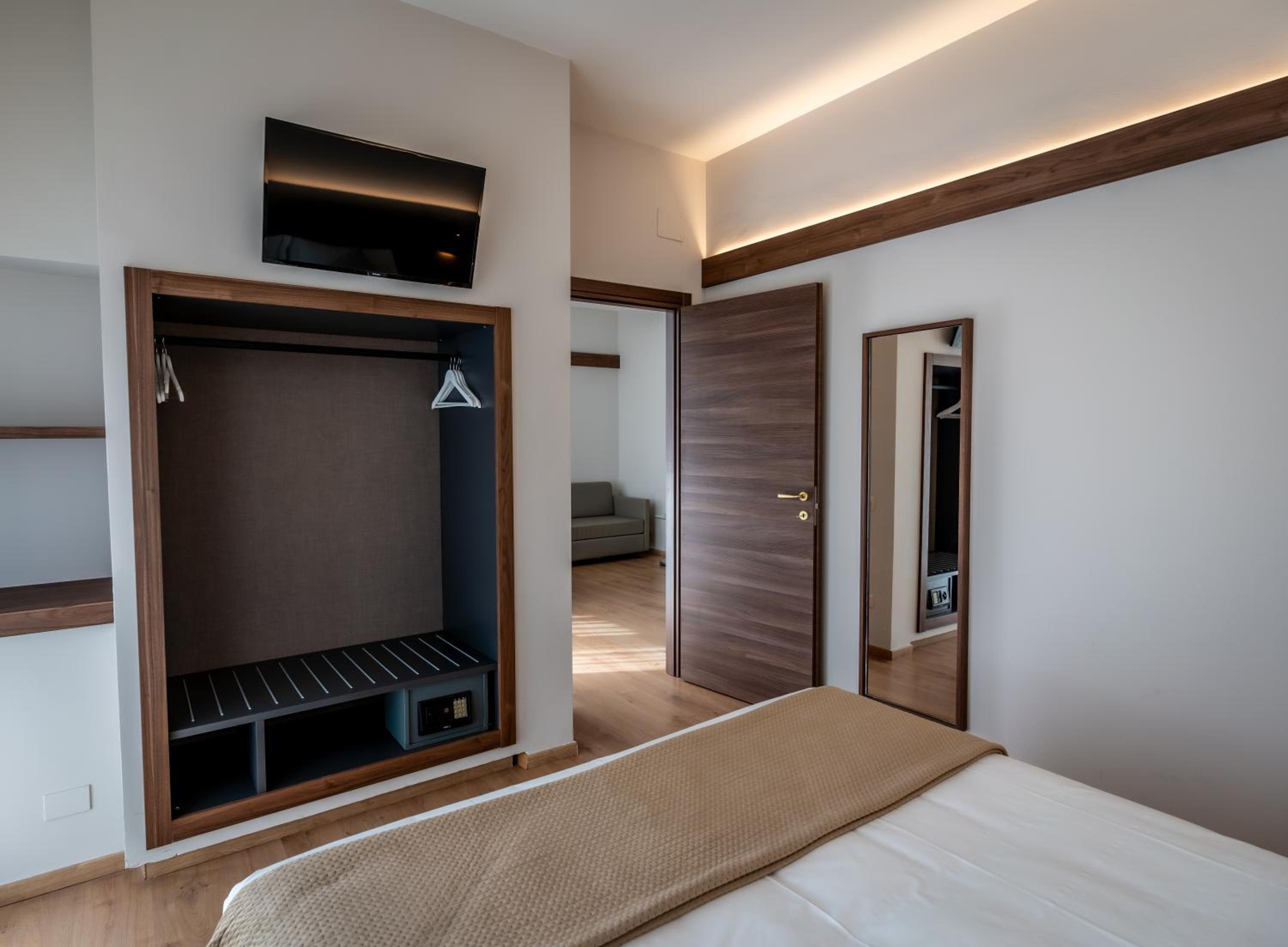 One-Bedroom Apartment (2 Adults) photo 1