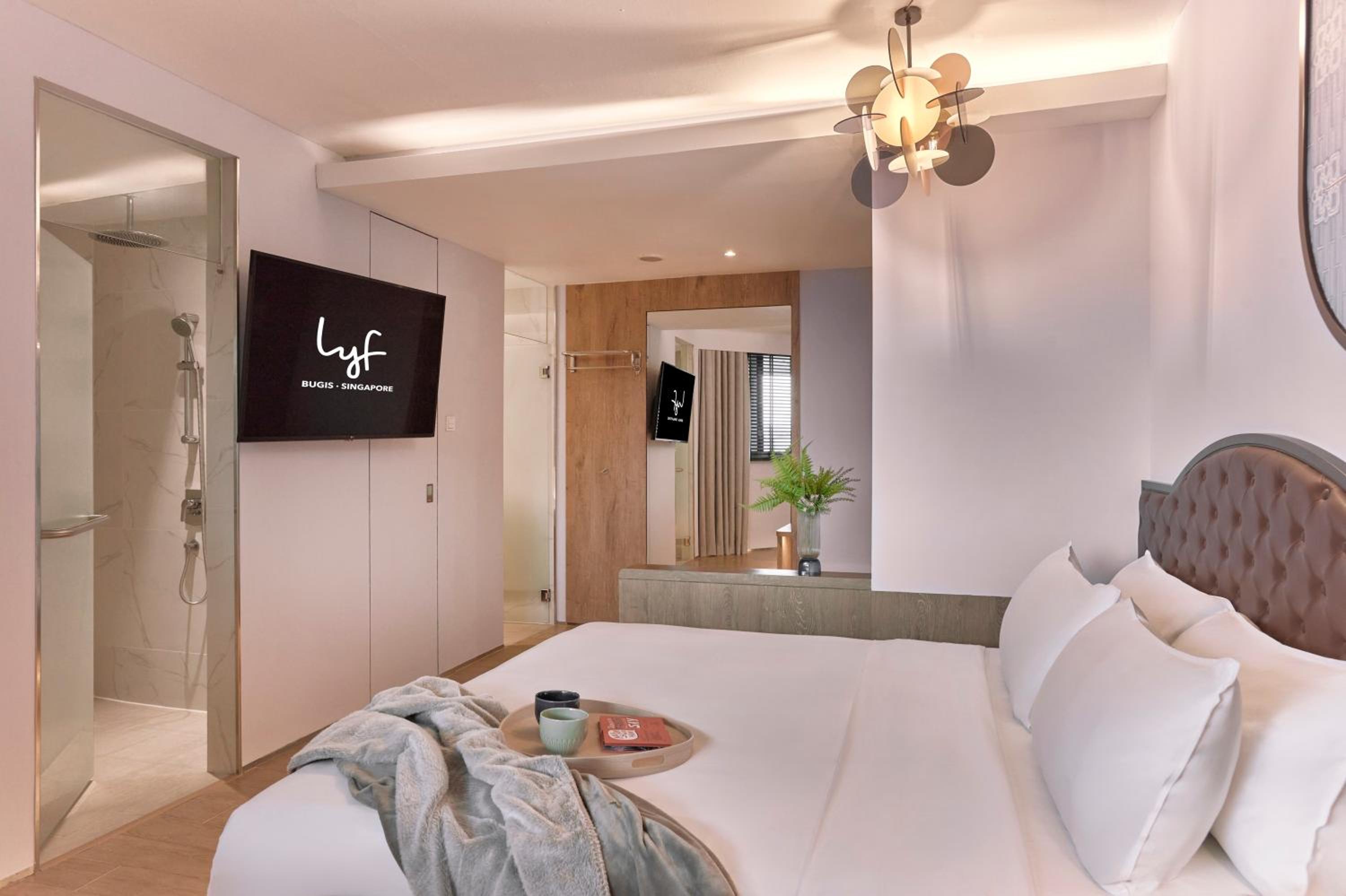 One of A Kind Plus (Studio Premier)