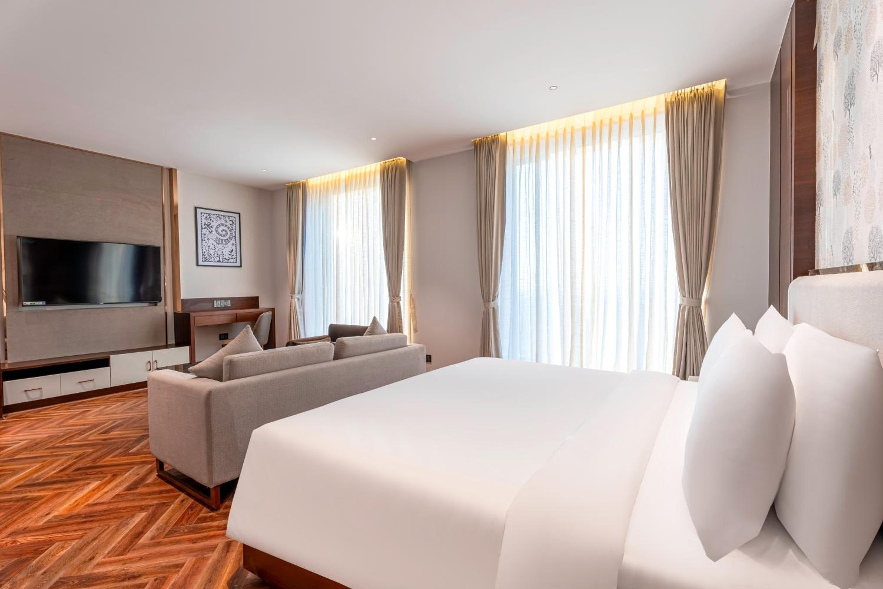 Executive King Suite