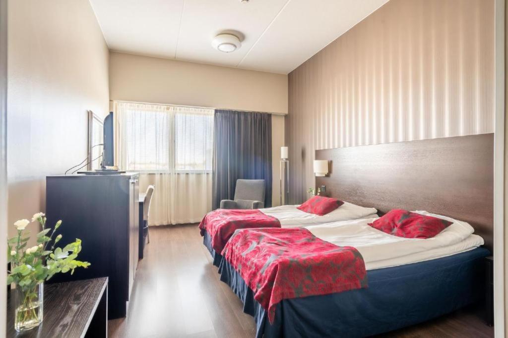 Standard Twin Room photo 2
