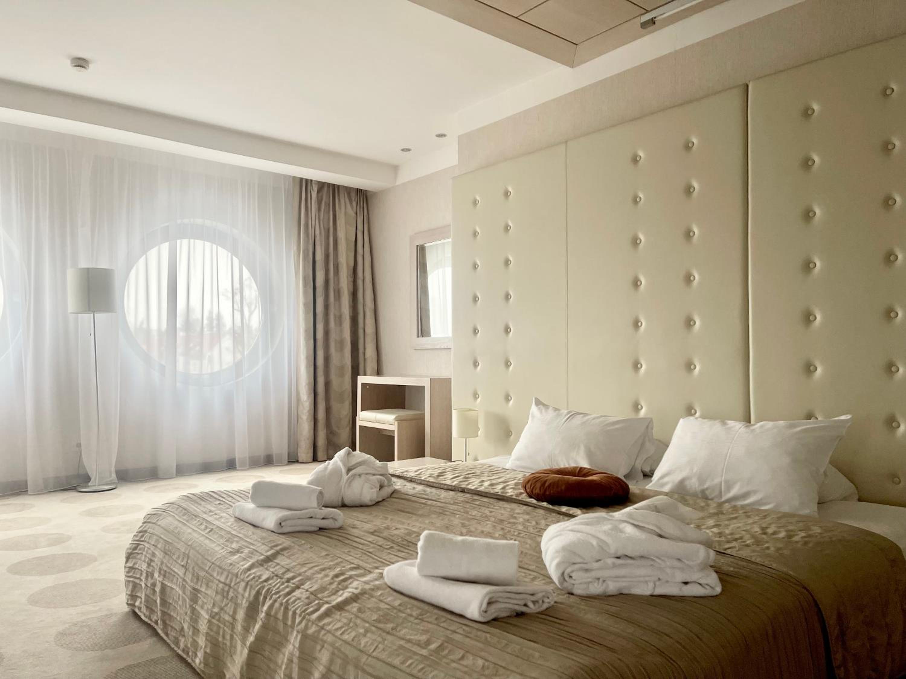 Apartment - Photo 1