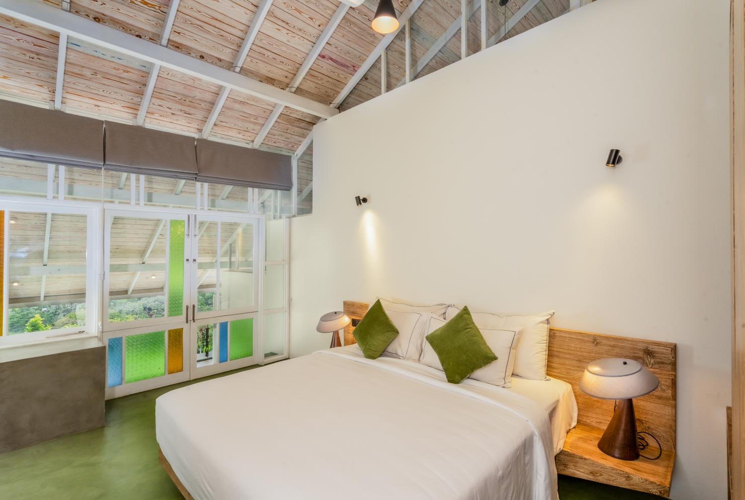 Two Bed Room Apartment with Lake View photo 1