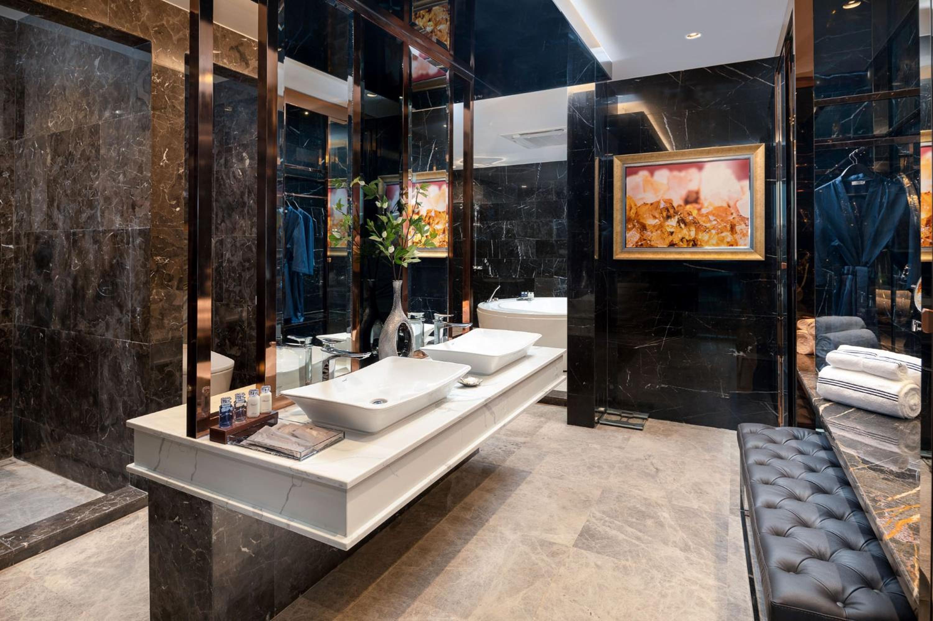 The Legacy Conceptual Residence - Photo 14