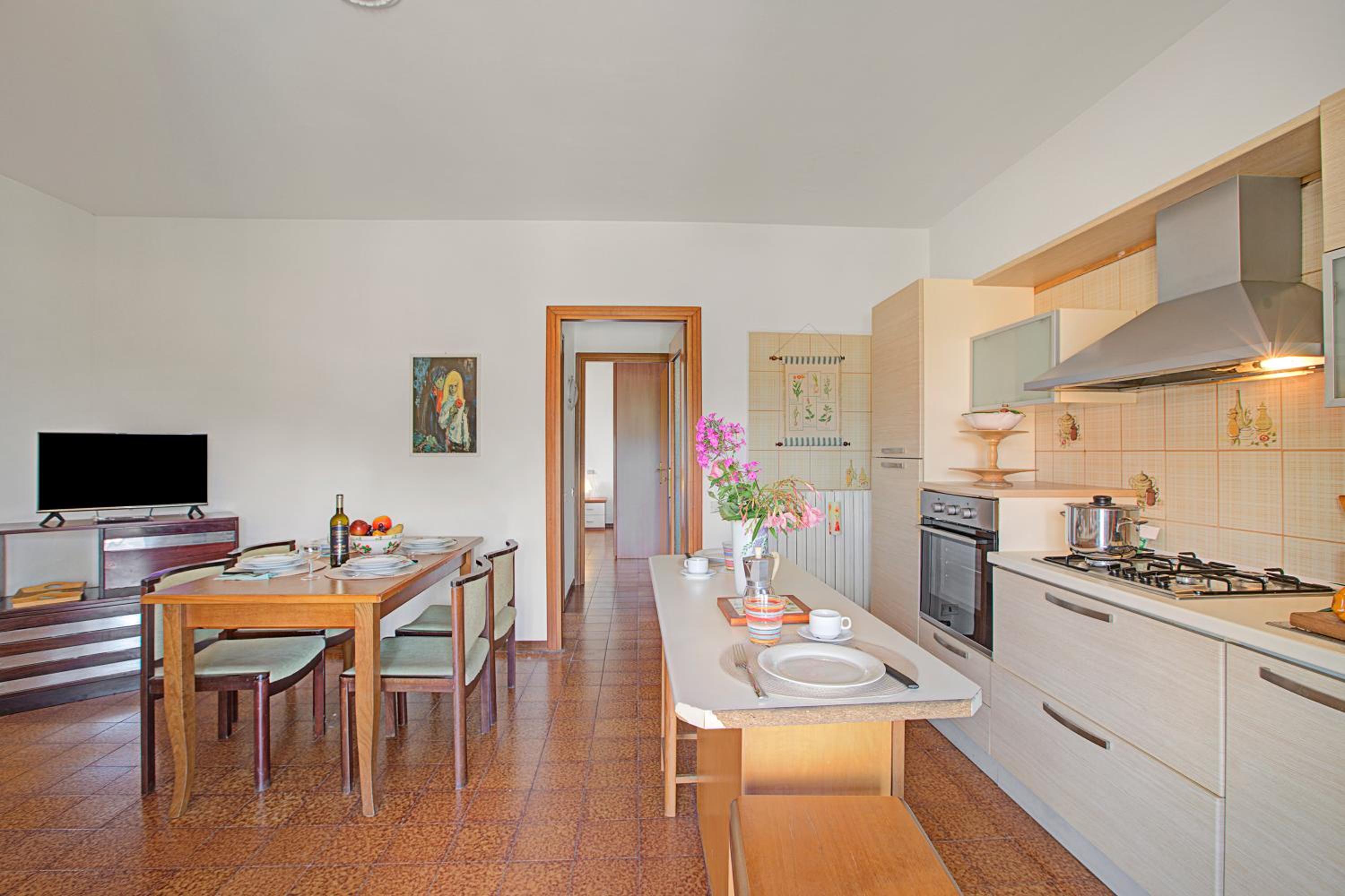 Four Bedroom House with Terrace