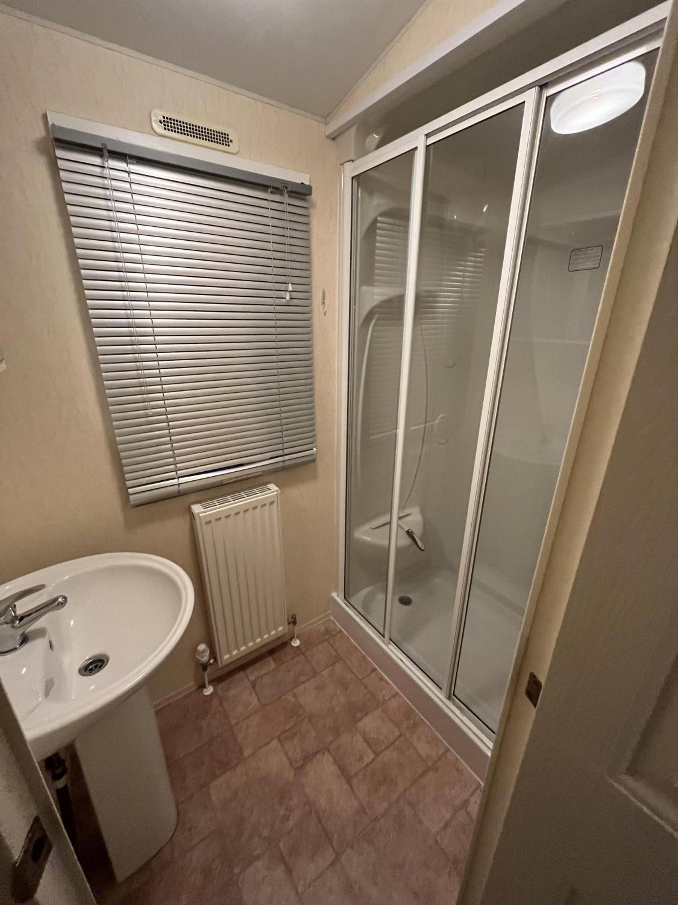 Mobile Home photo 2