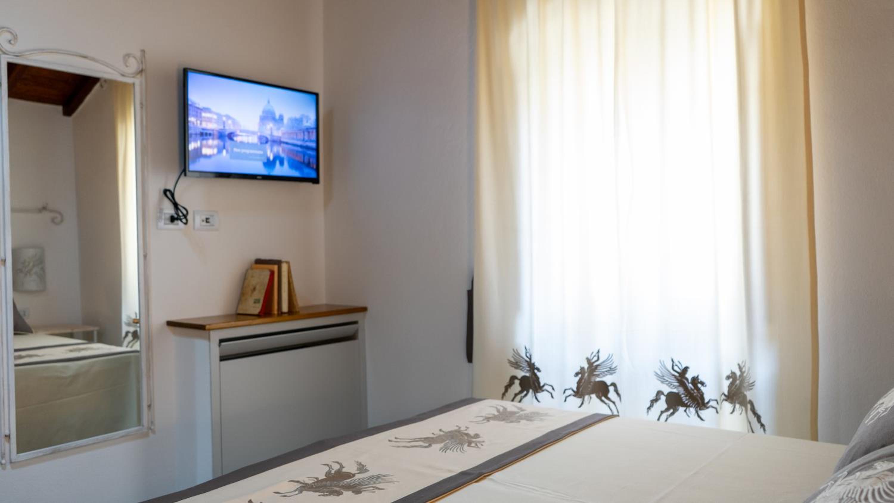 Double Room with Private Bathroom photo 3