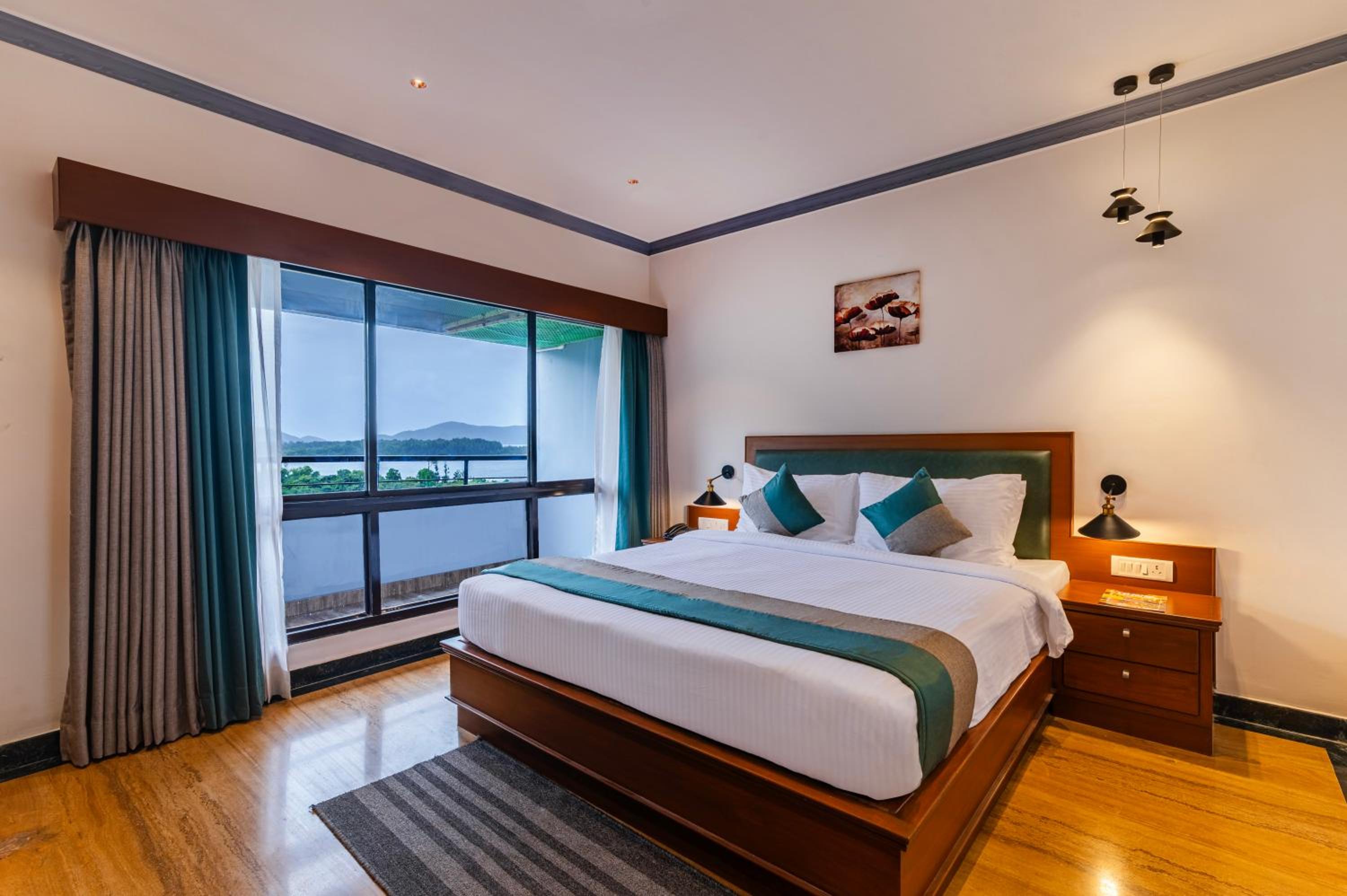 Sea View Privilege suite with Balcony - Photo 13