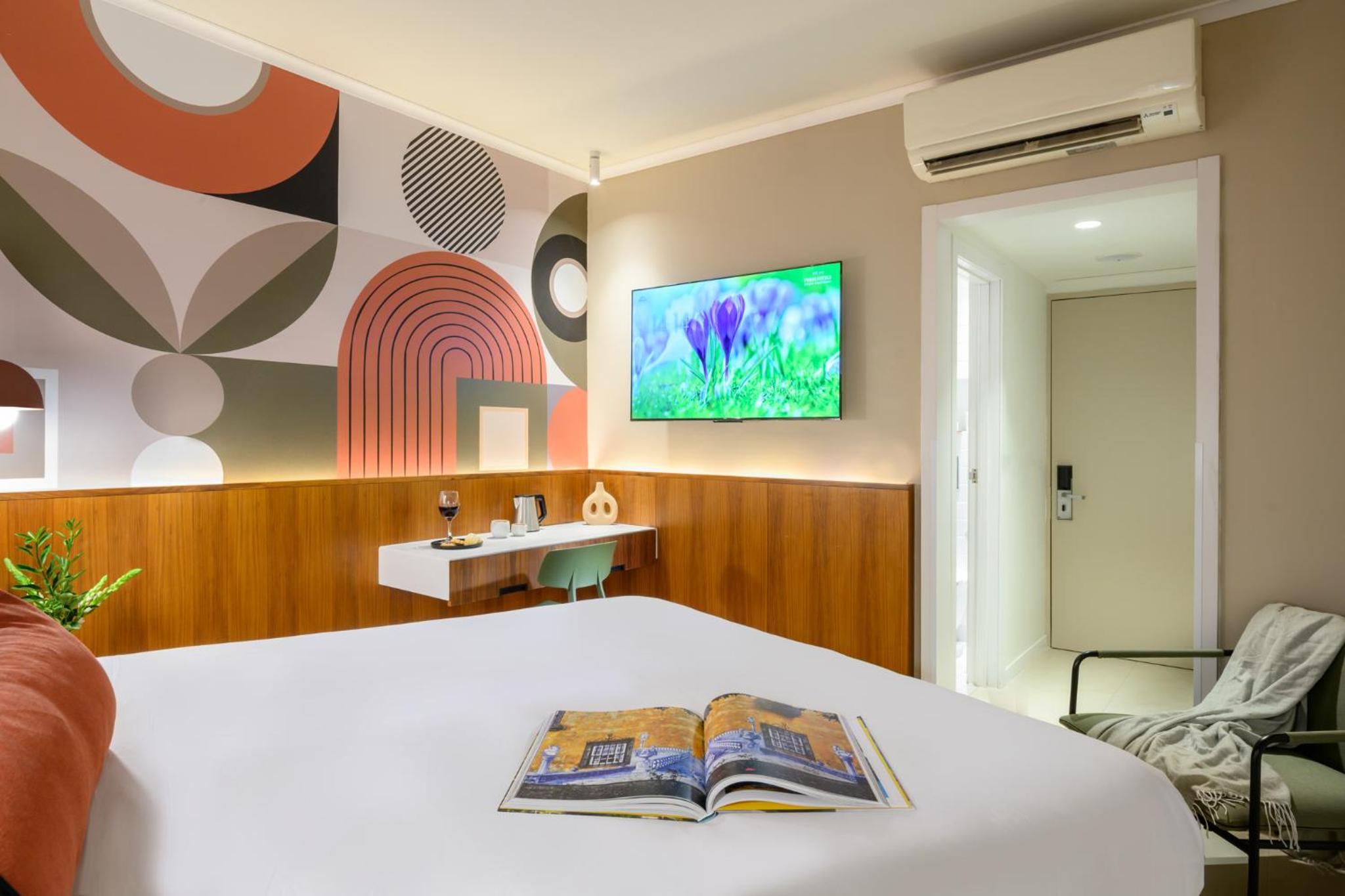 Deluxe Room - Photo 1