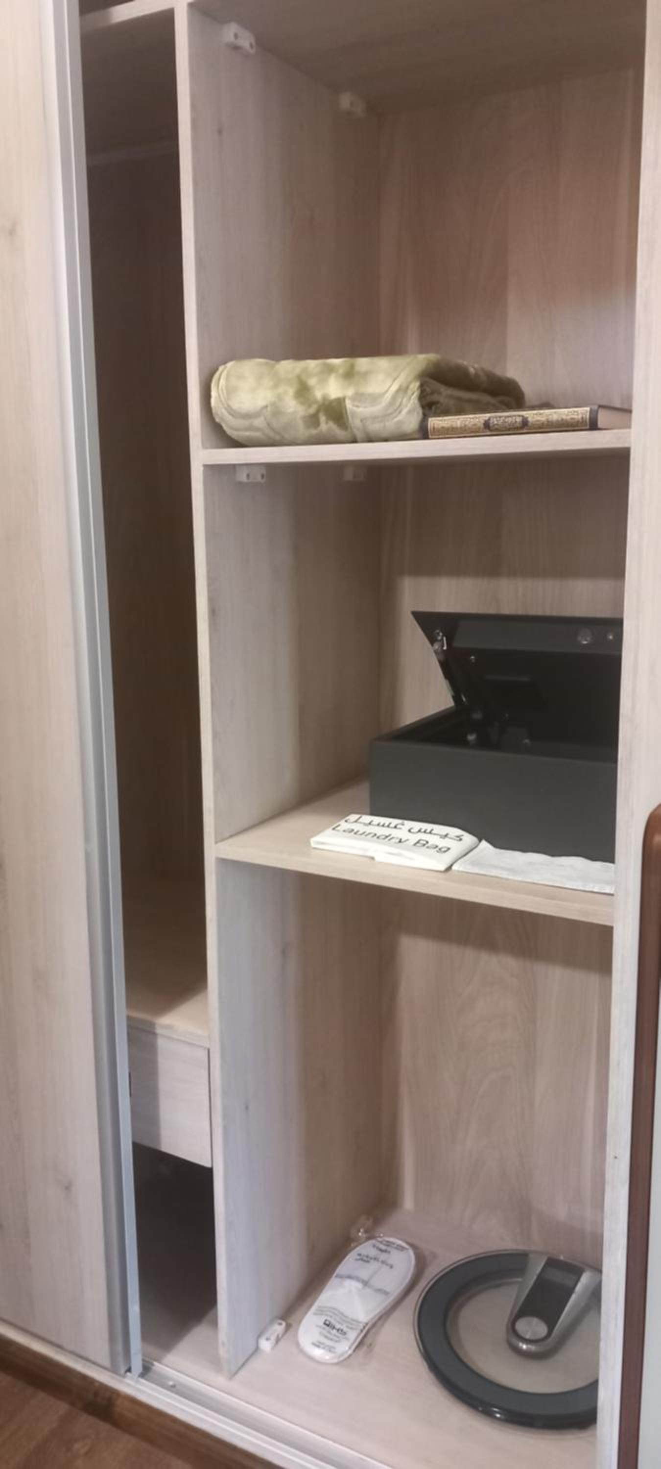 Twin Room with City View photo 2