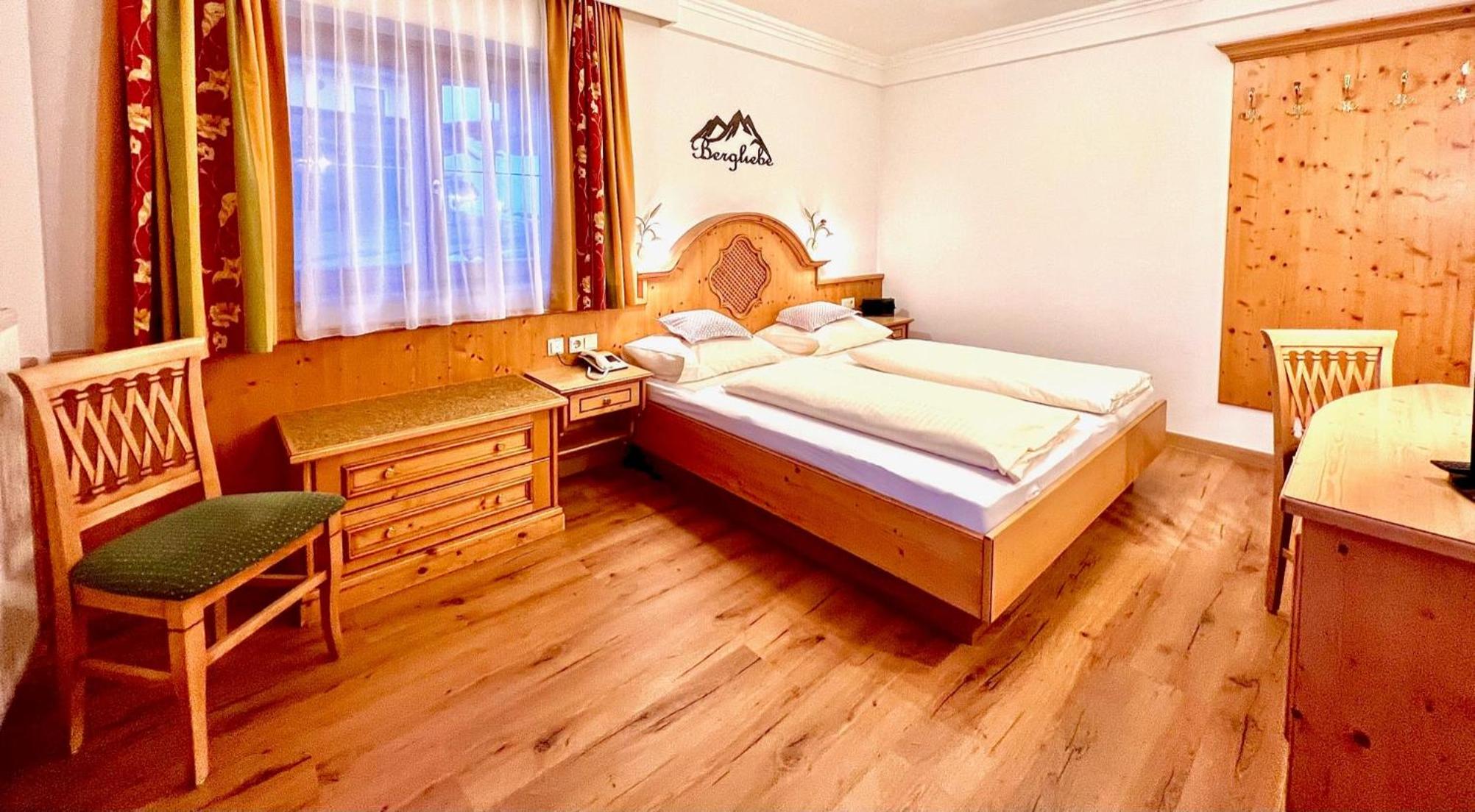Double Room with Balcony photo 1