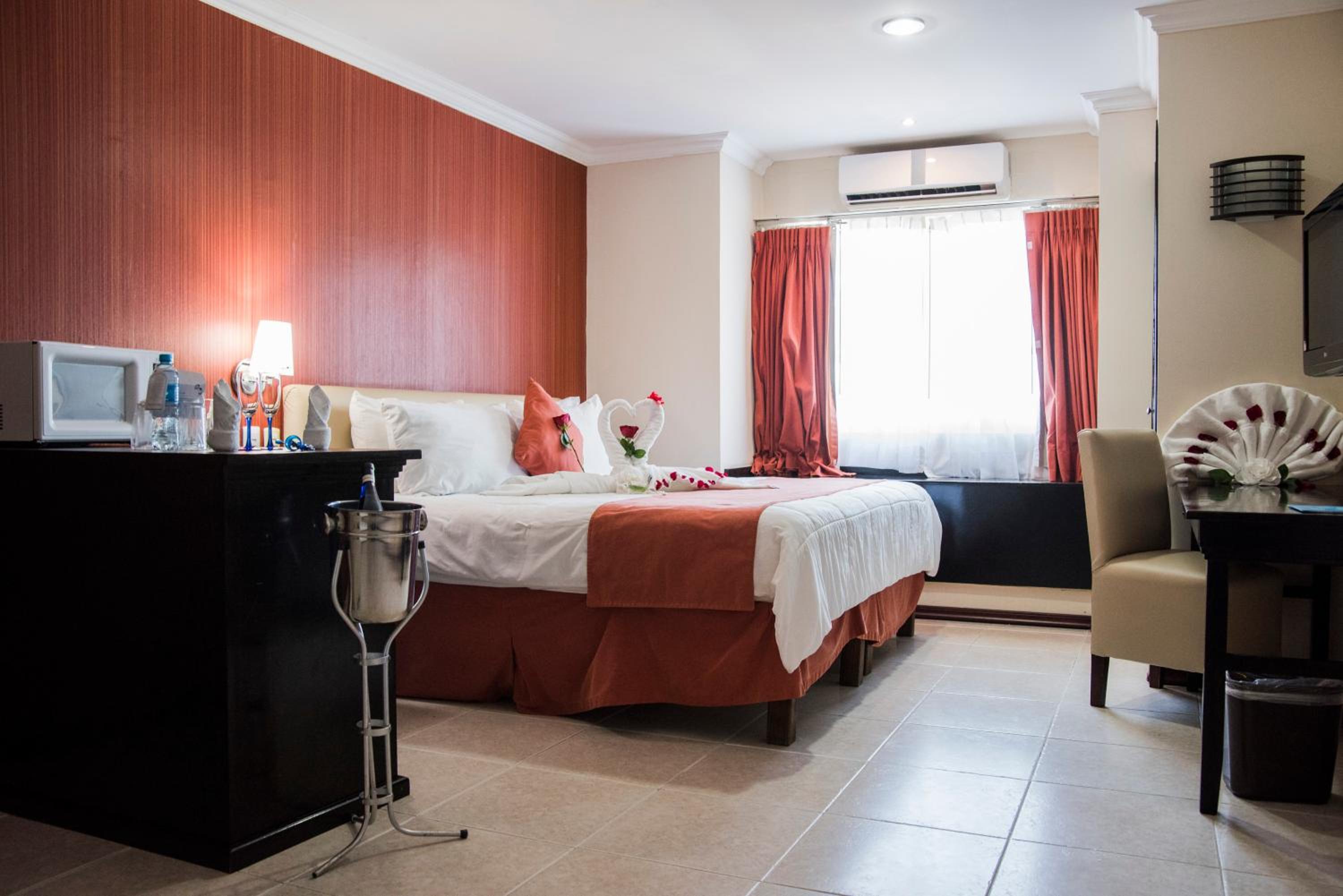 Junior Suite - Photo 6