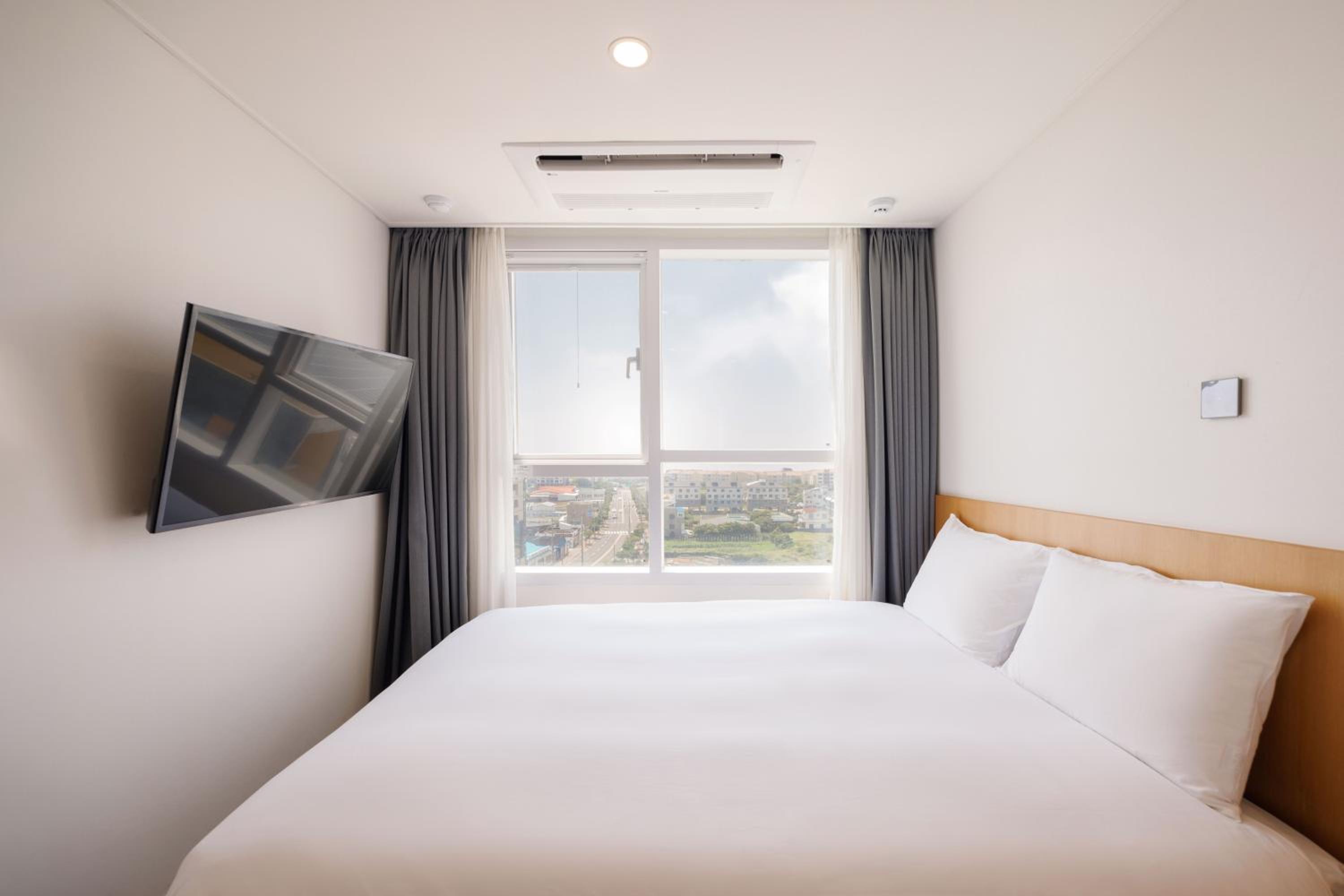 Standard Double Room - Photo 1