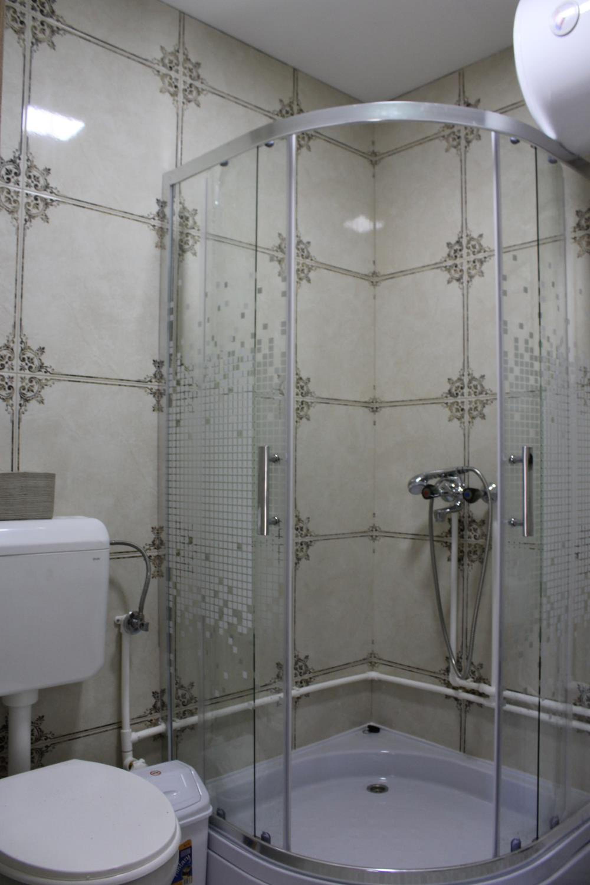 Family Room With Private Bathroom photo 3