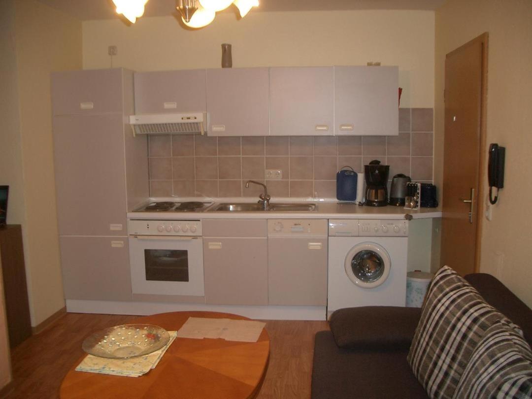 Apartment photo 3