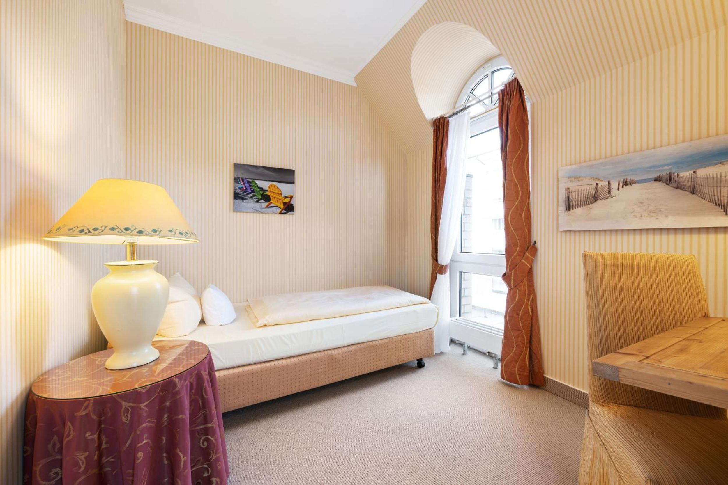 Large Single Room