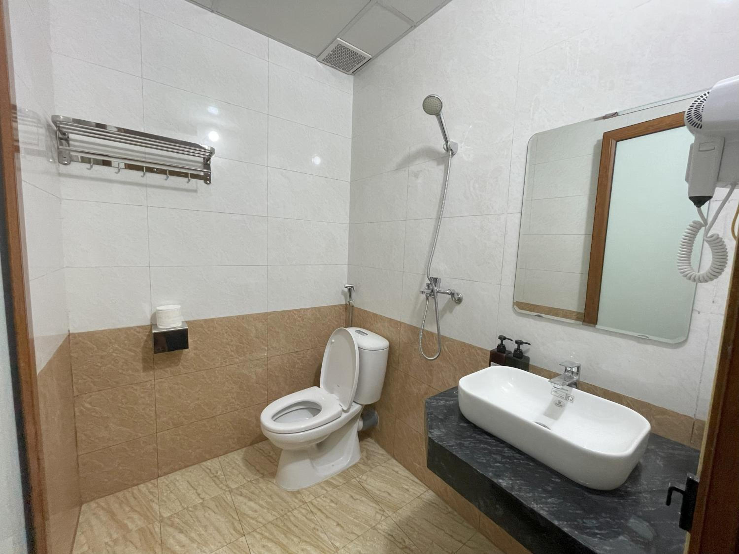 Double Room with Mountain View - Photo 4