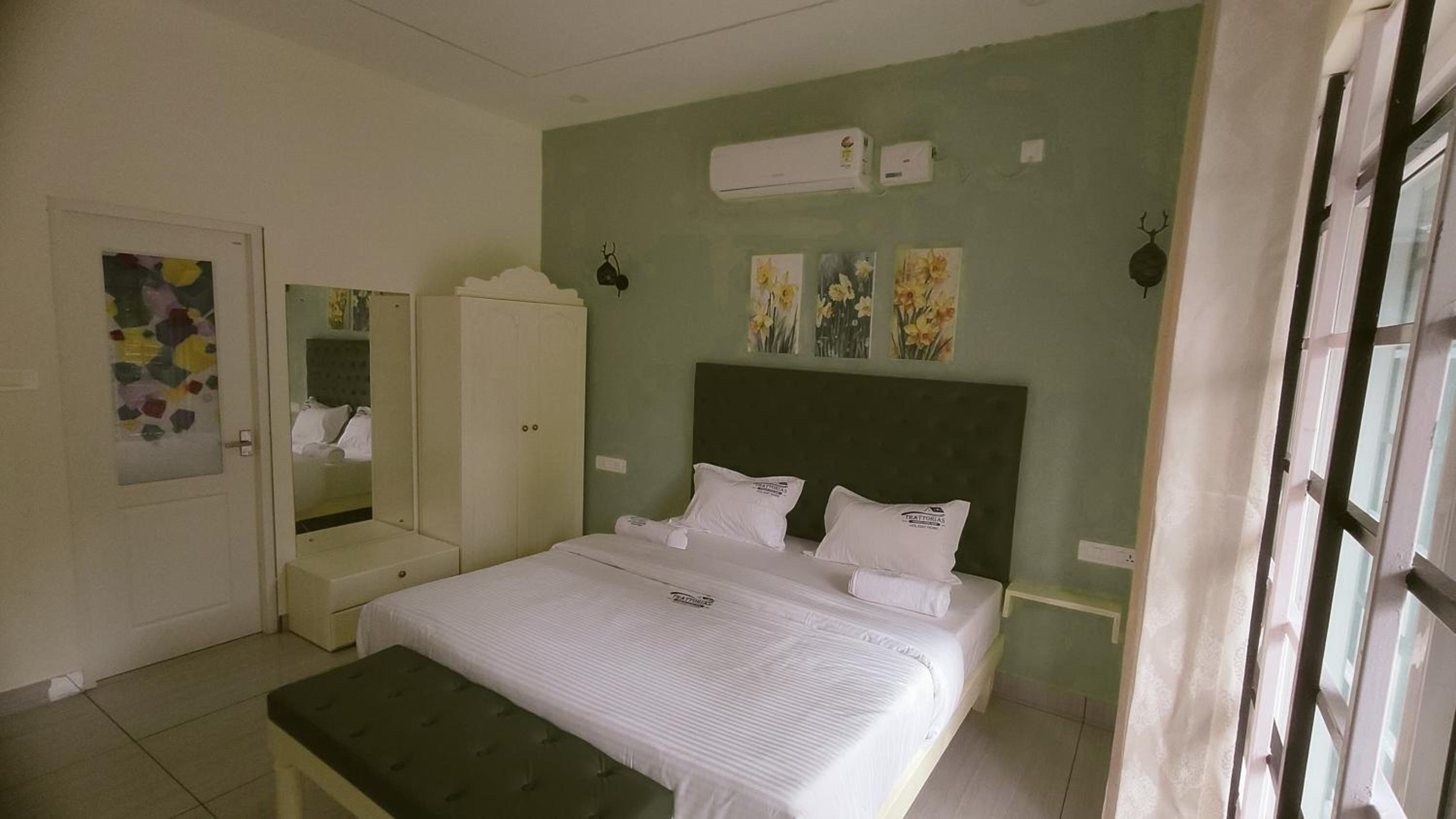Standard Double Room photo 3
