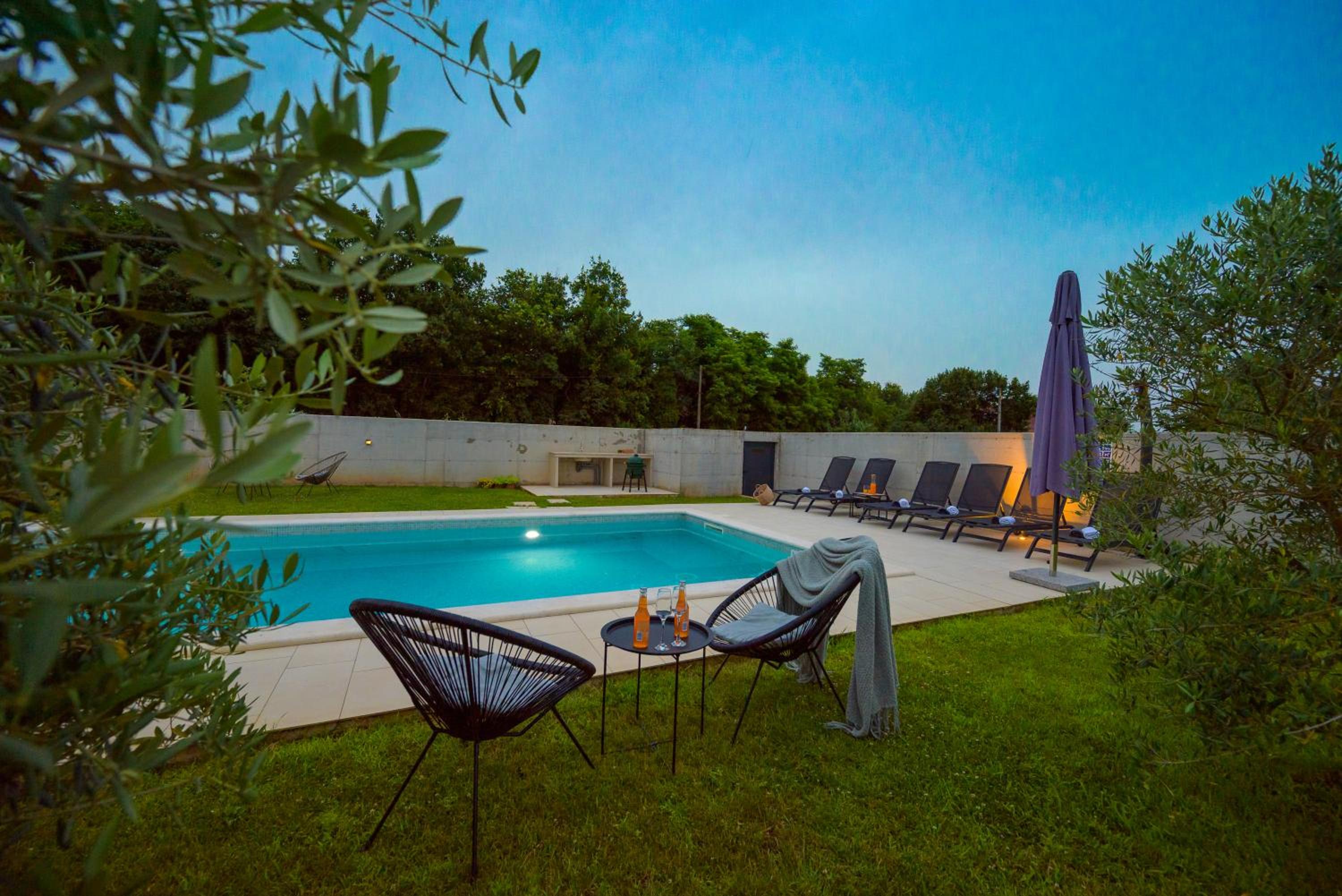 Villa photo 3