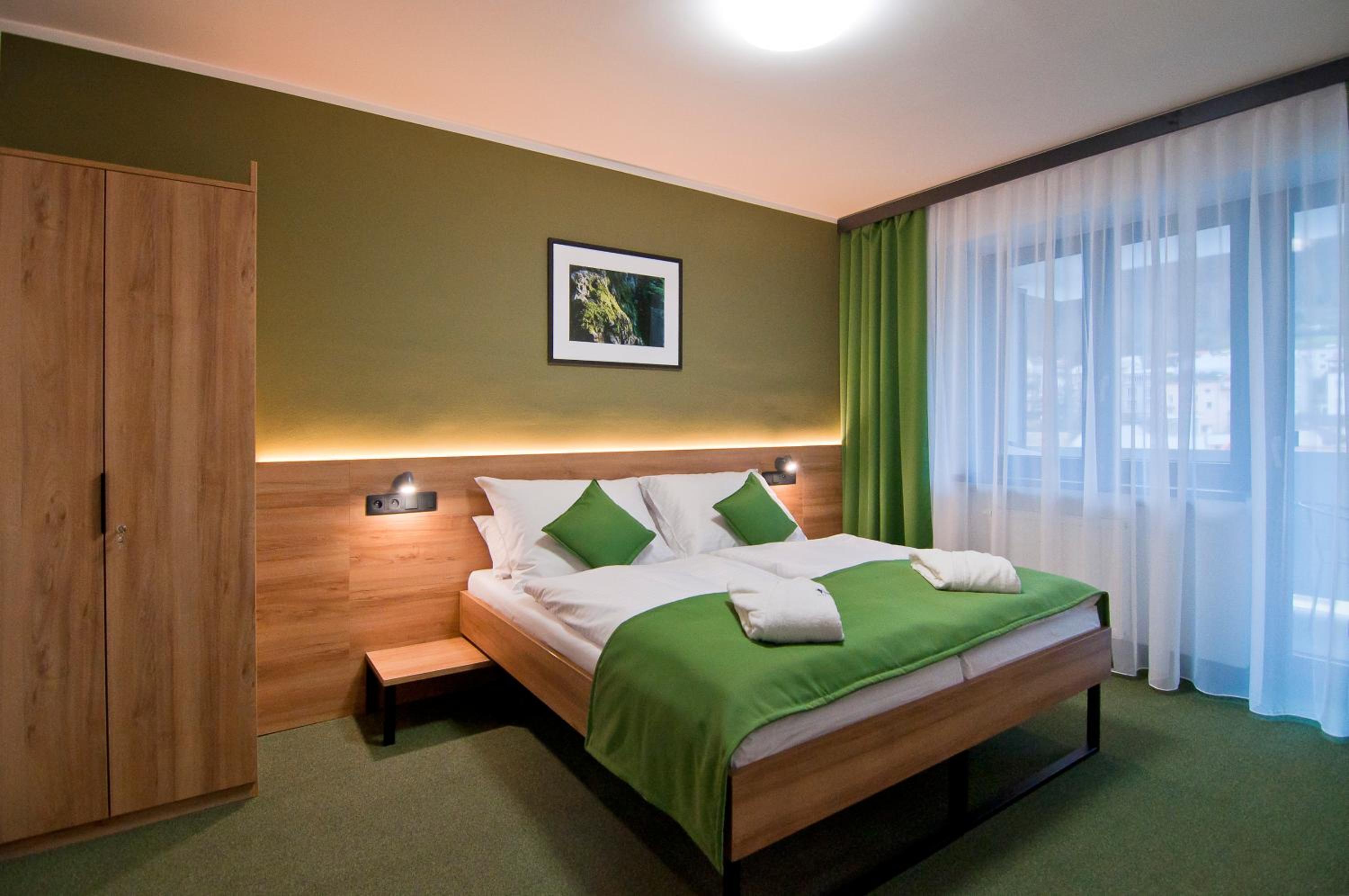 One-Bedroom Suite photo 2