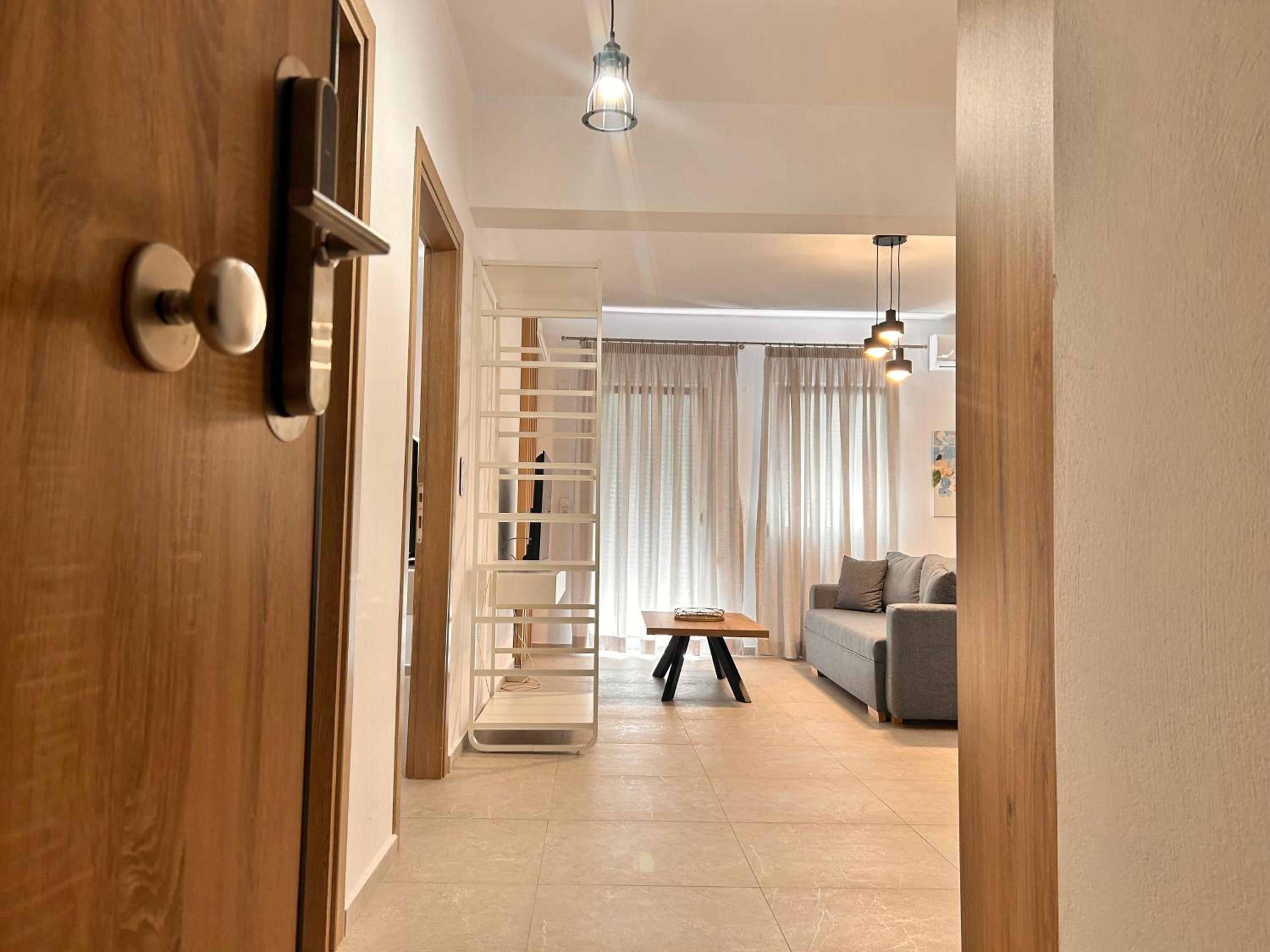 One-Bedroom Deluxe Apartment