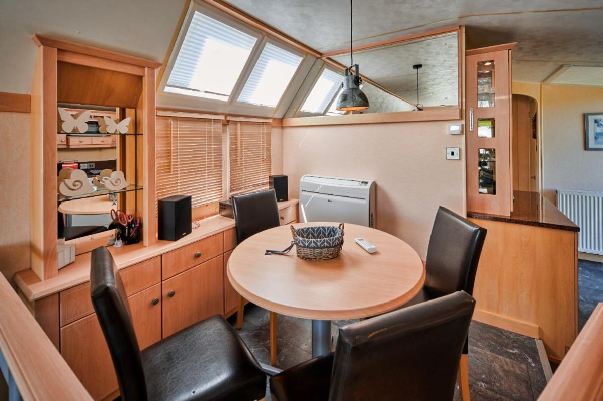 Two-Bedroom Chalet photo 3