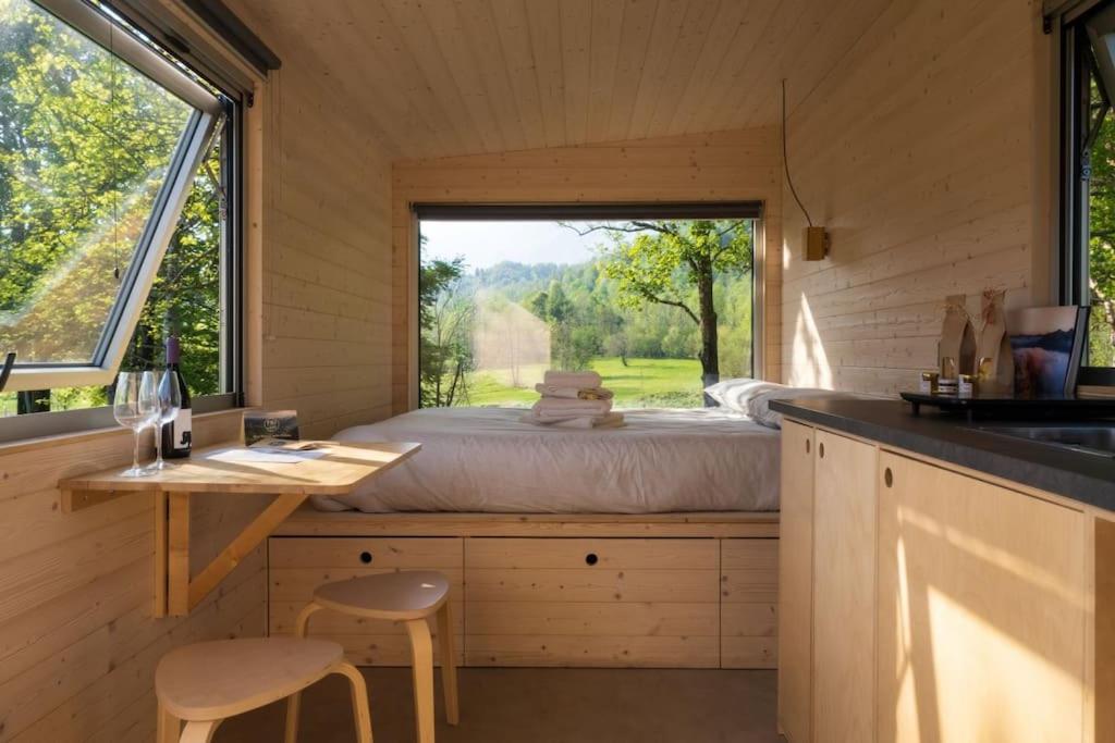 One-Bedroom House photo 1