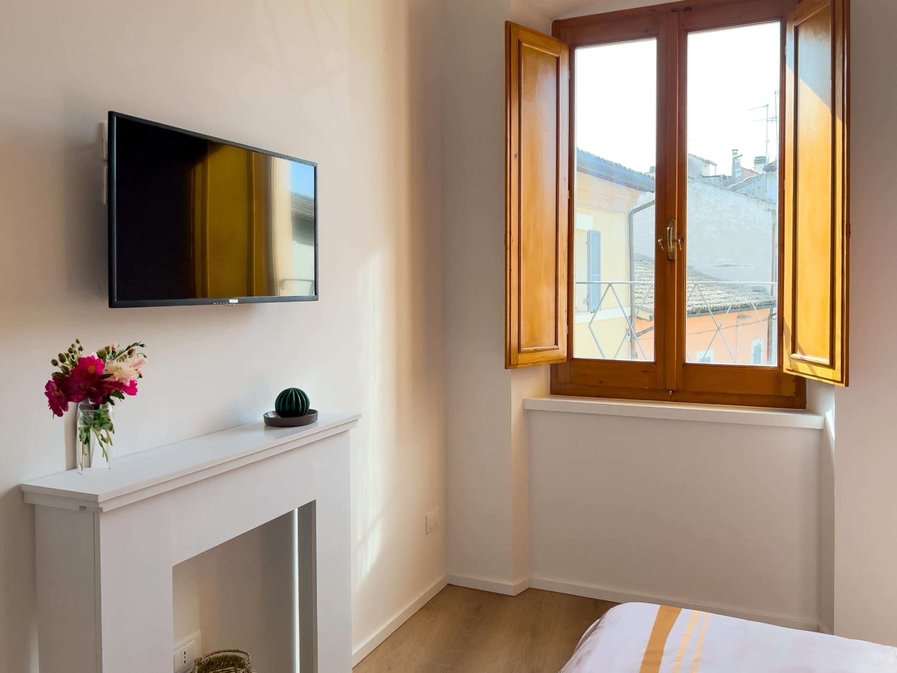 Double Room with Private Bathroom photo 3
