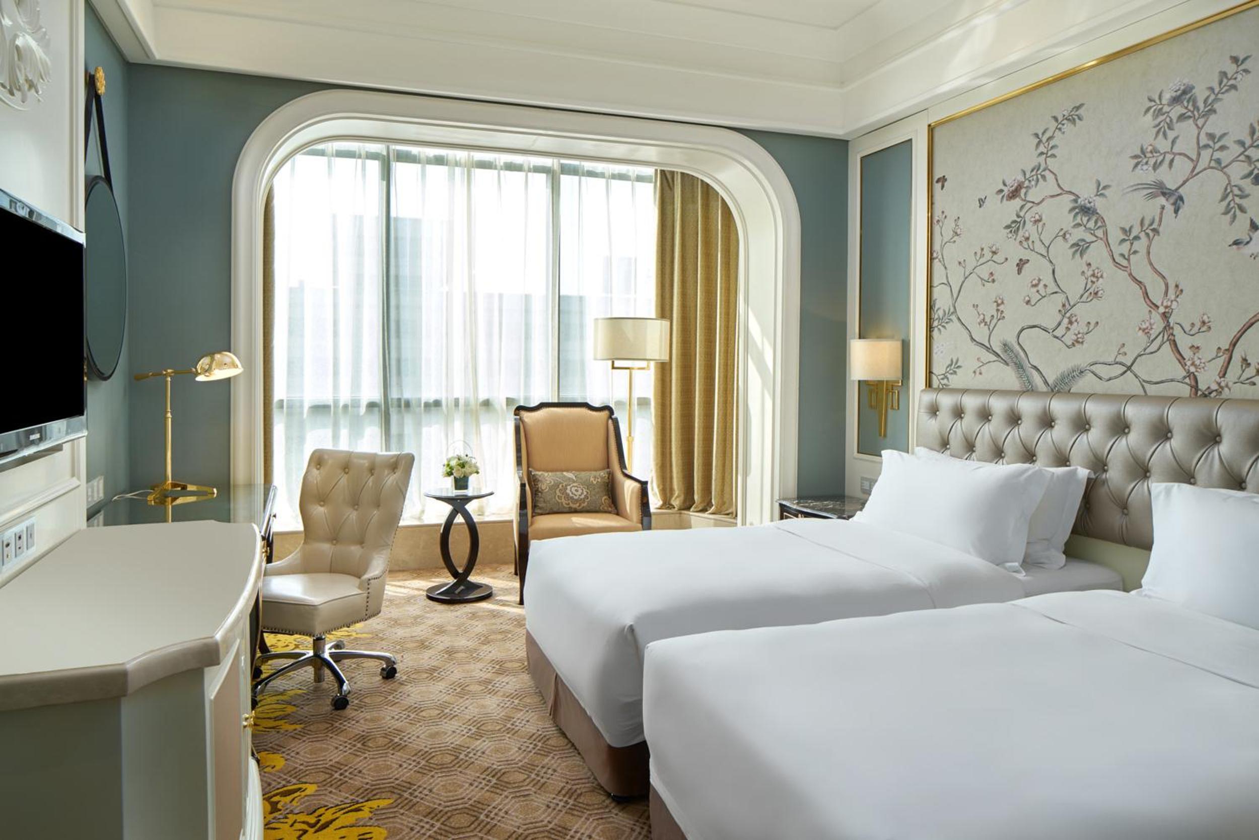 Premium Twin Room - Photo 1
