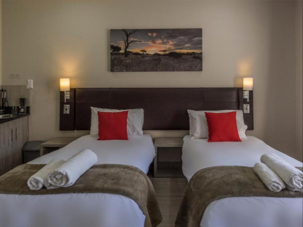 Large Double or Twin Room photo 3